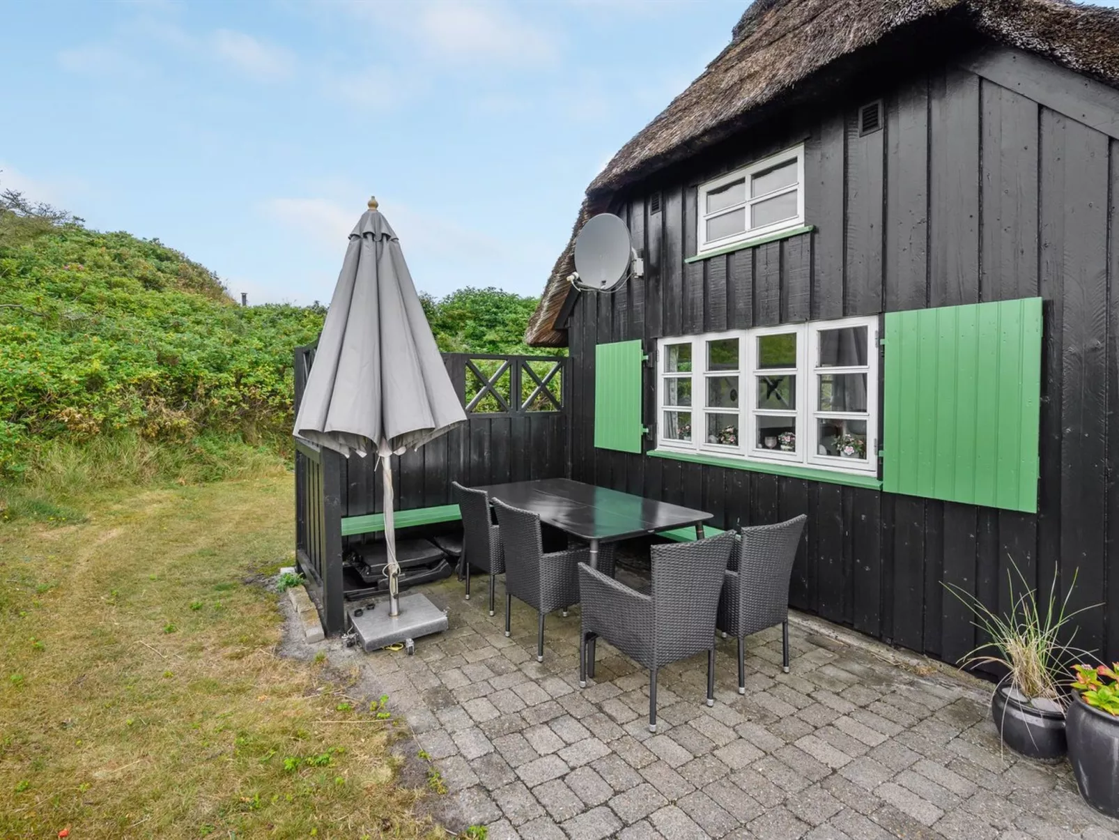 "Annika" -  from the sea-Outside