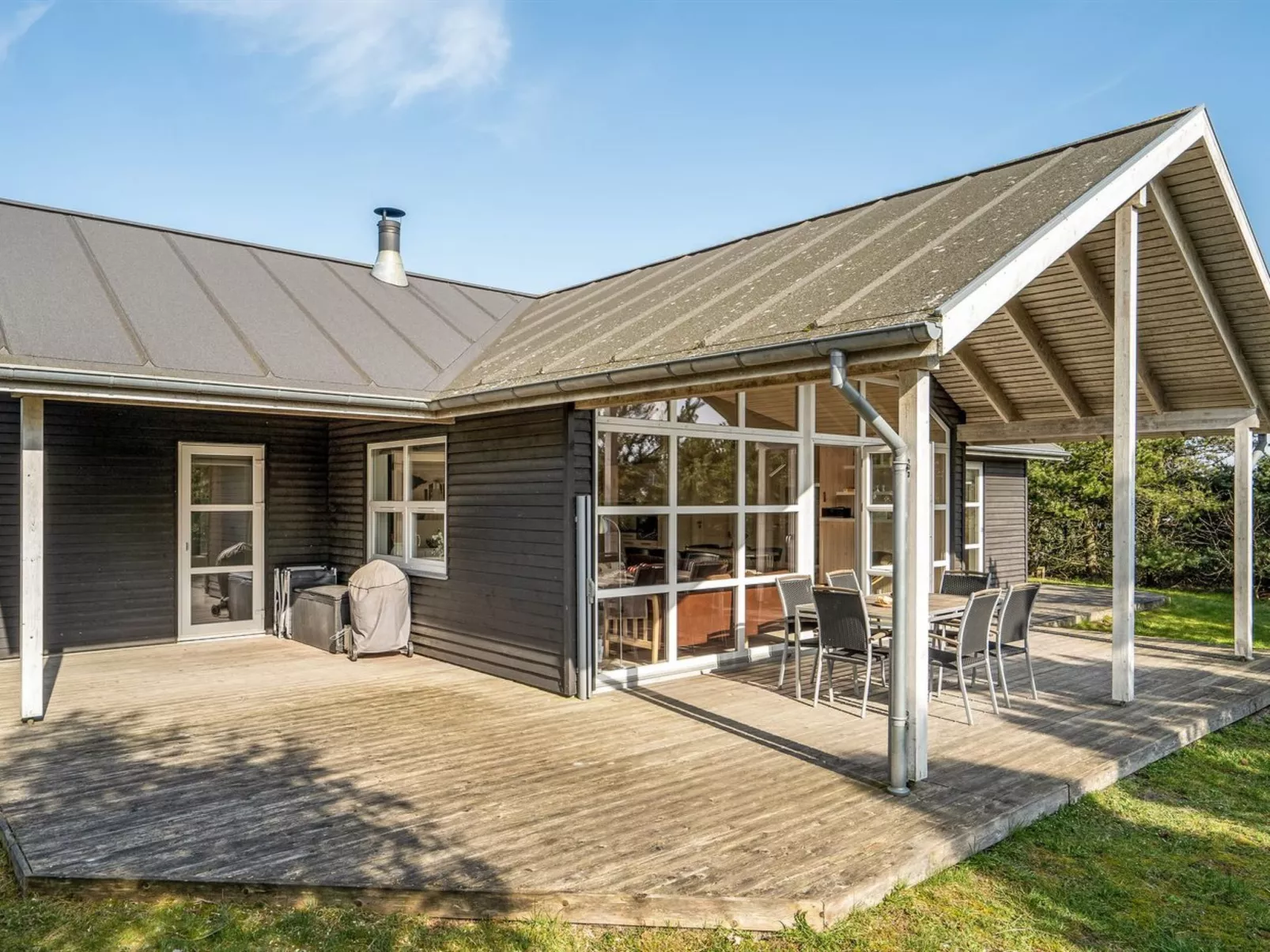 "Anethe" - 100m to the fjord-Outside