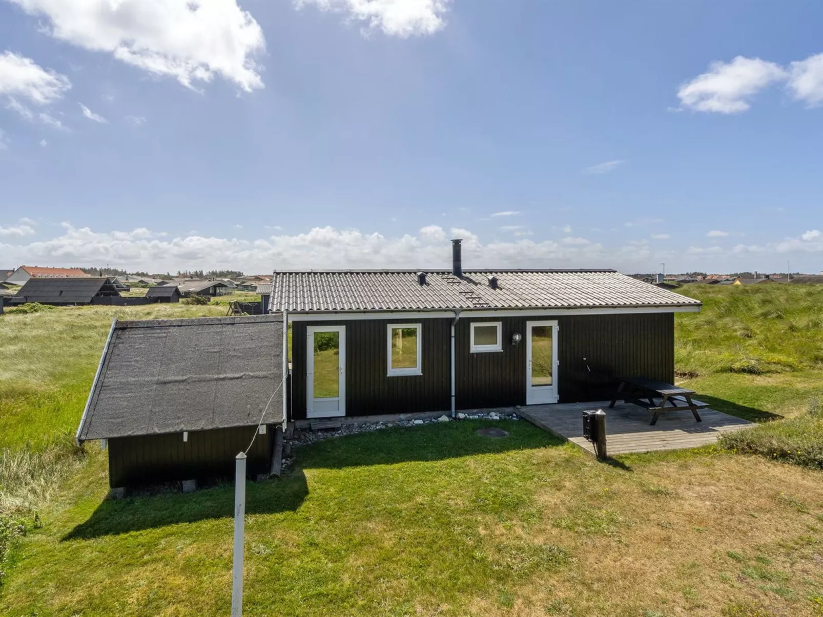 "Usko" - 250m from the sea-Draußen