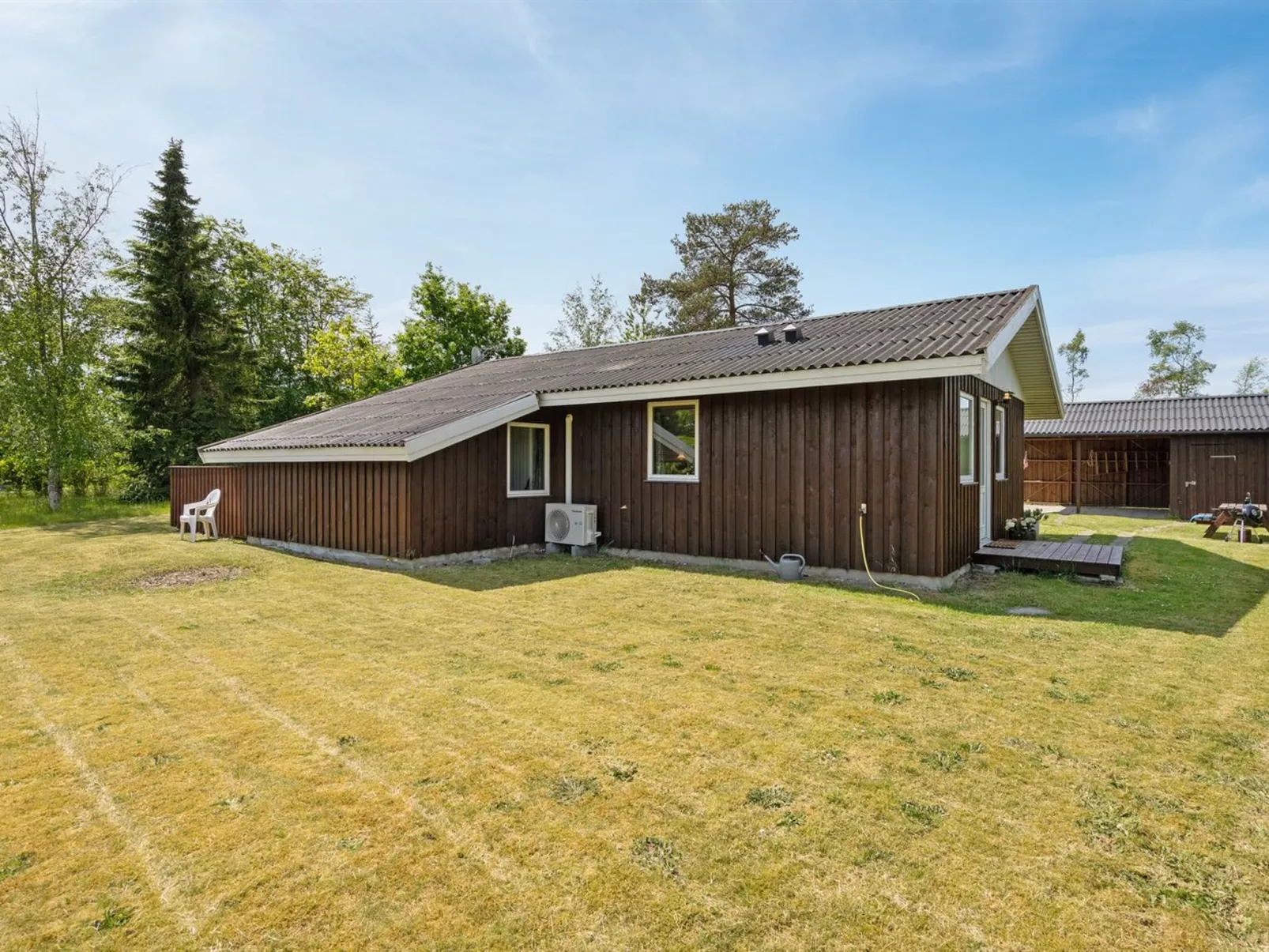 "Soraya" - 700m to the fjord-Outside