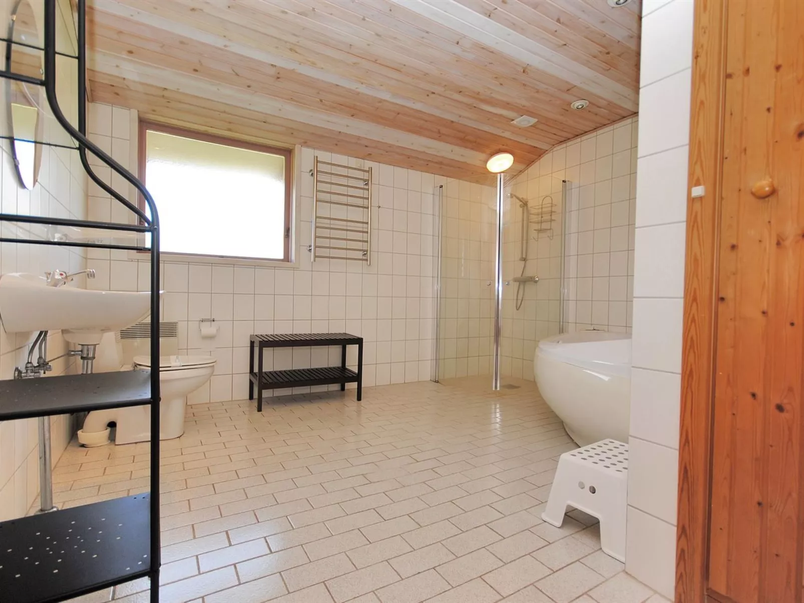 "Momme" - 500m from the sea-Dedans