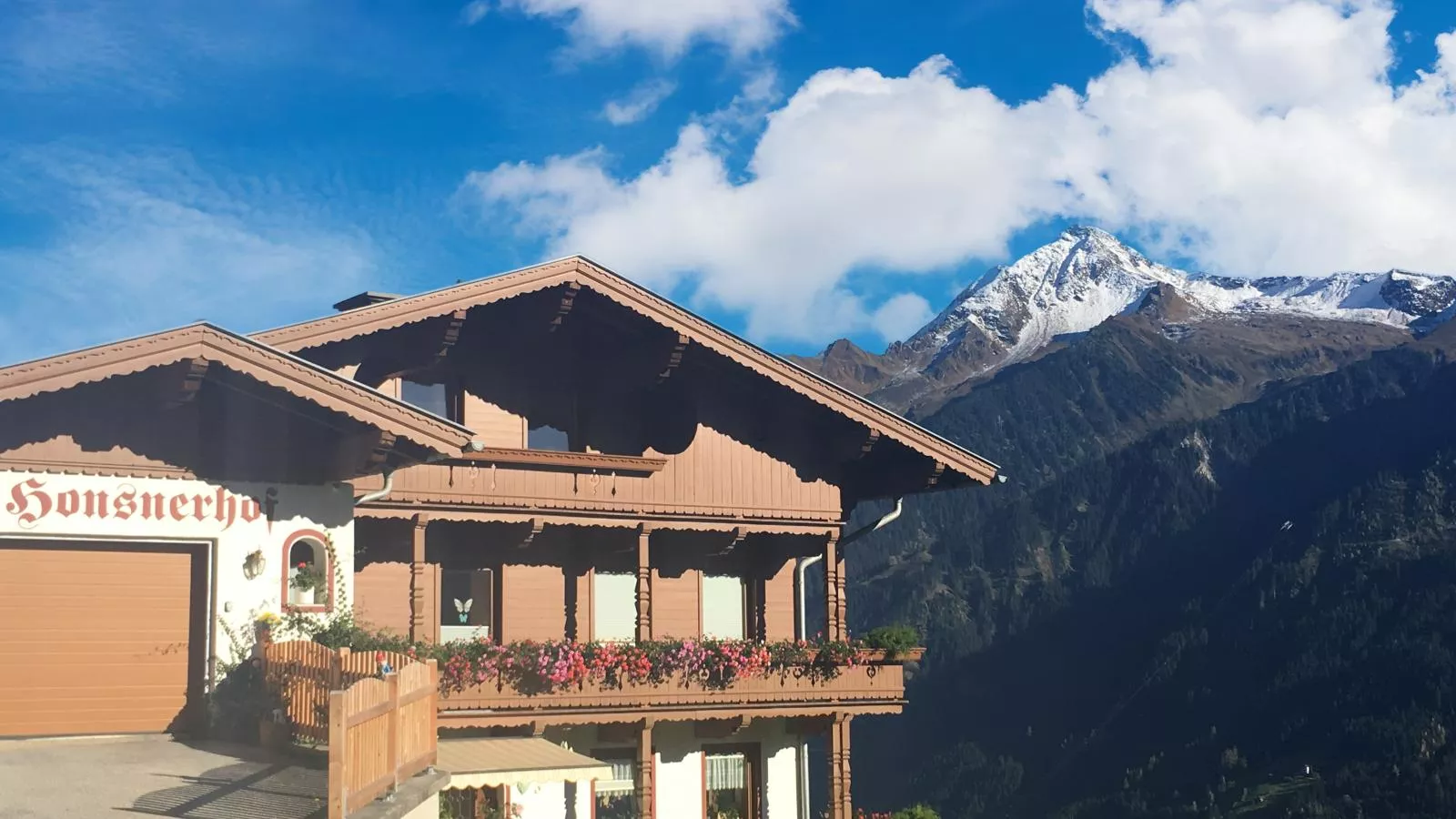 Honsnerhof-Außenbereich Sommer
