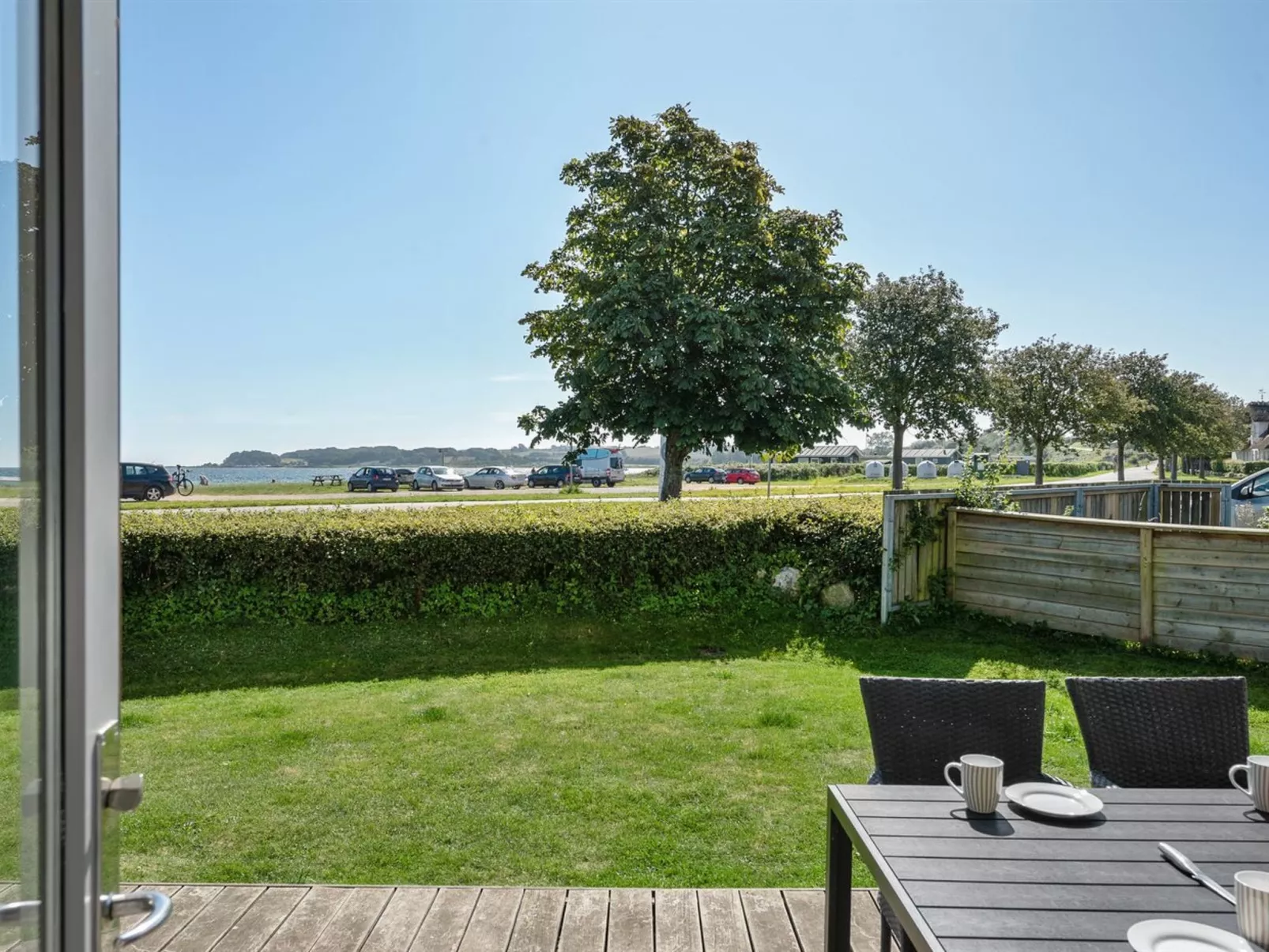 "Katrina" - 50m to the fjord-Outside