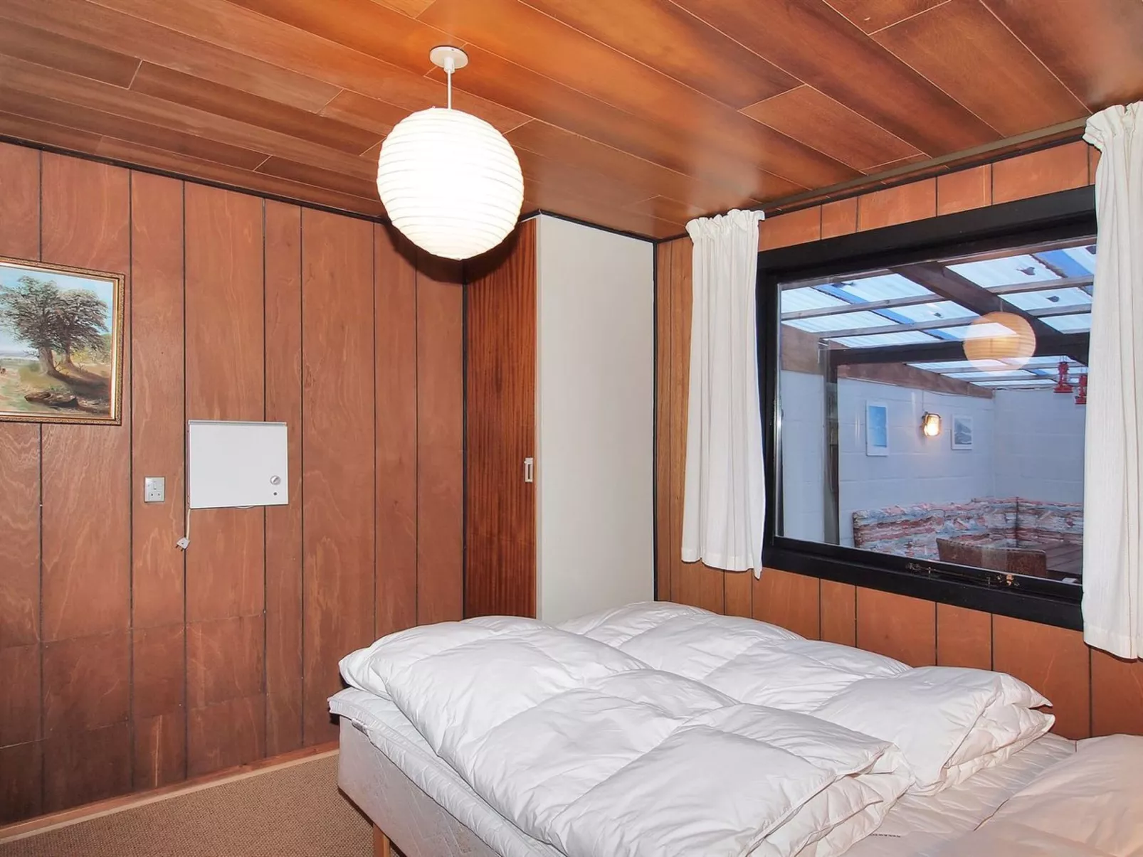 "Enisa" - 300m to the fjord-Drinnen