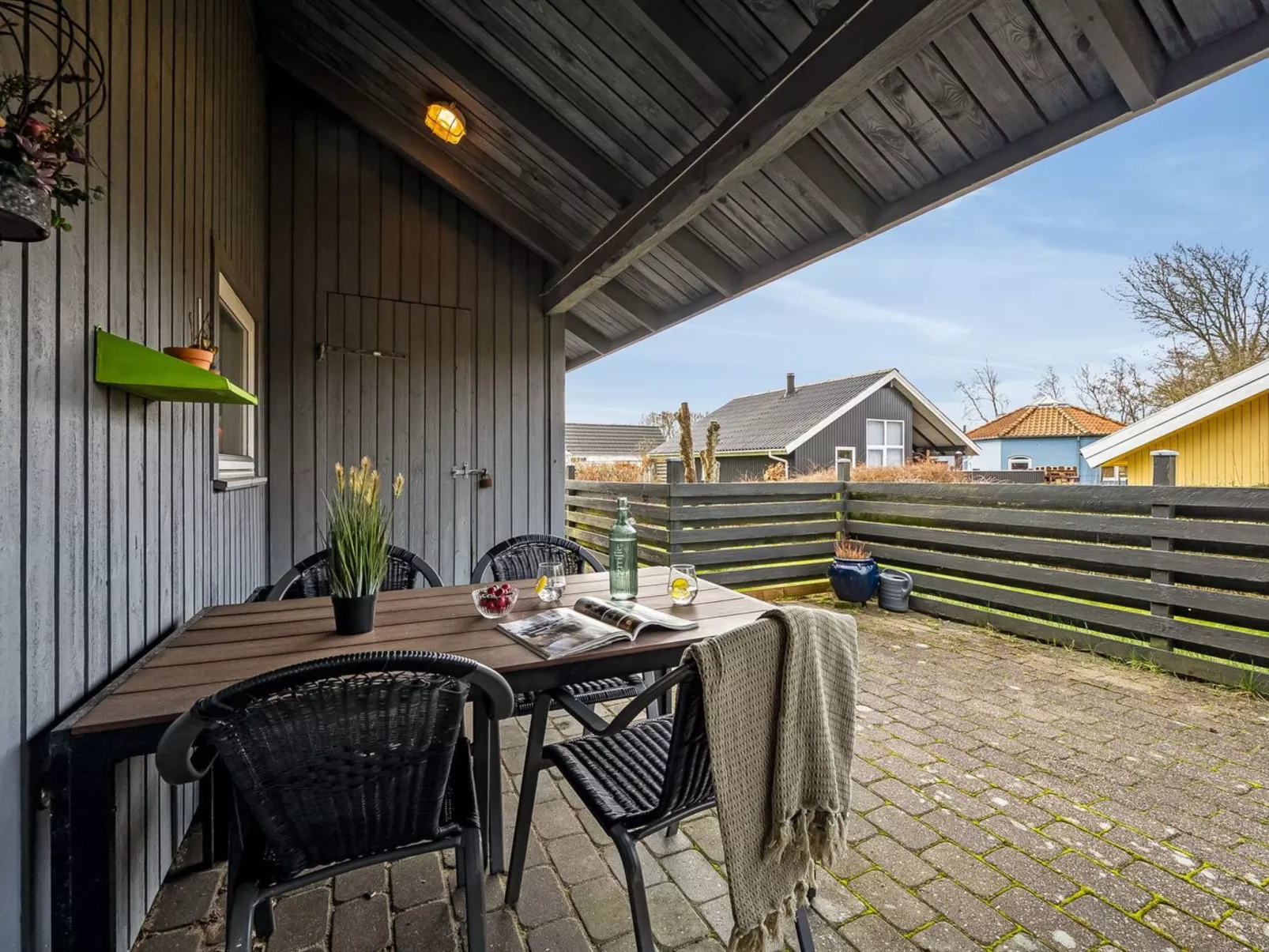 "Remo" - 990m to the fjord-Outside