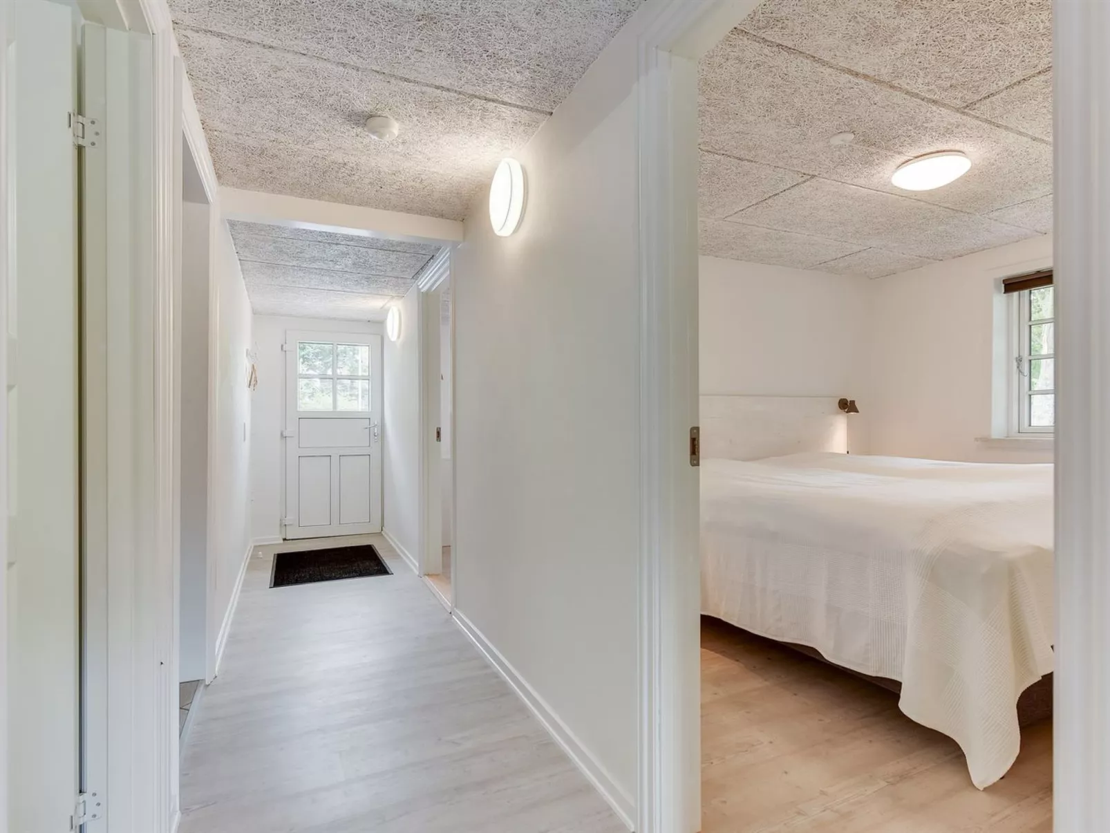 "Alitta" - 27km from the sea-Inside