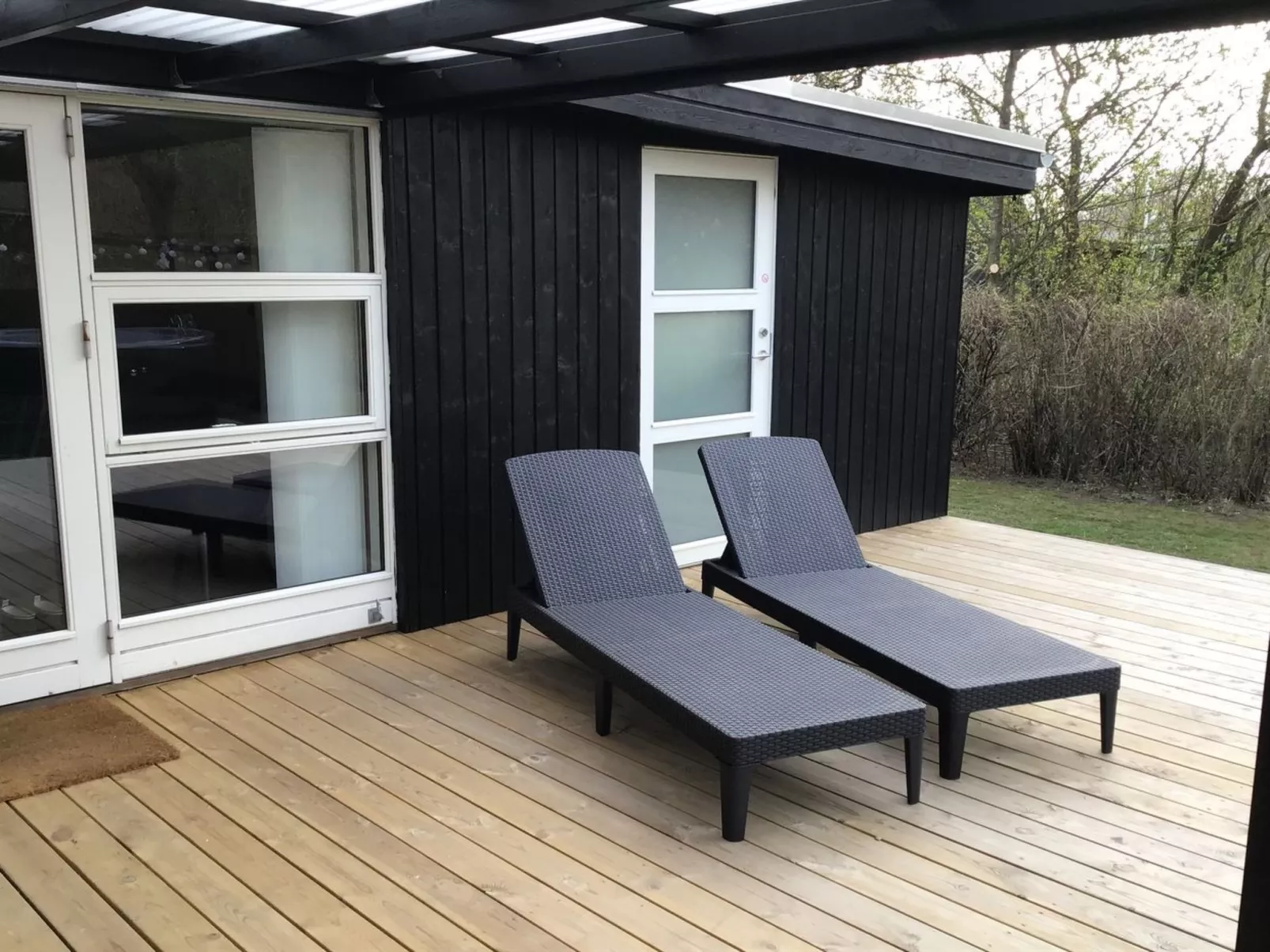 "Gustaf" - 400m to the fjord-Dehors