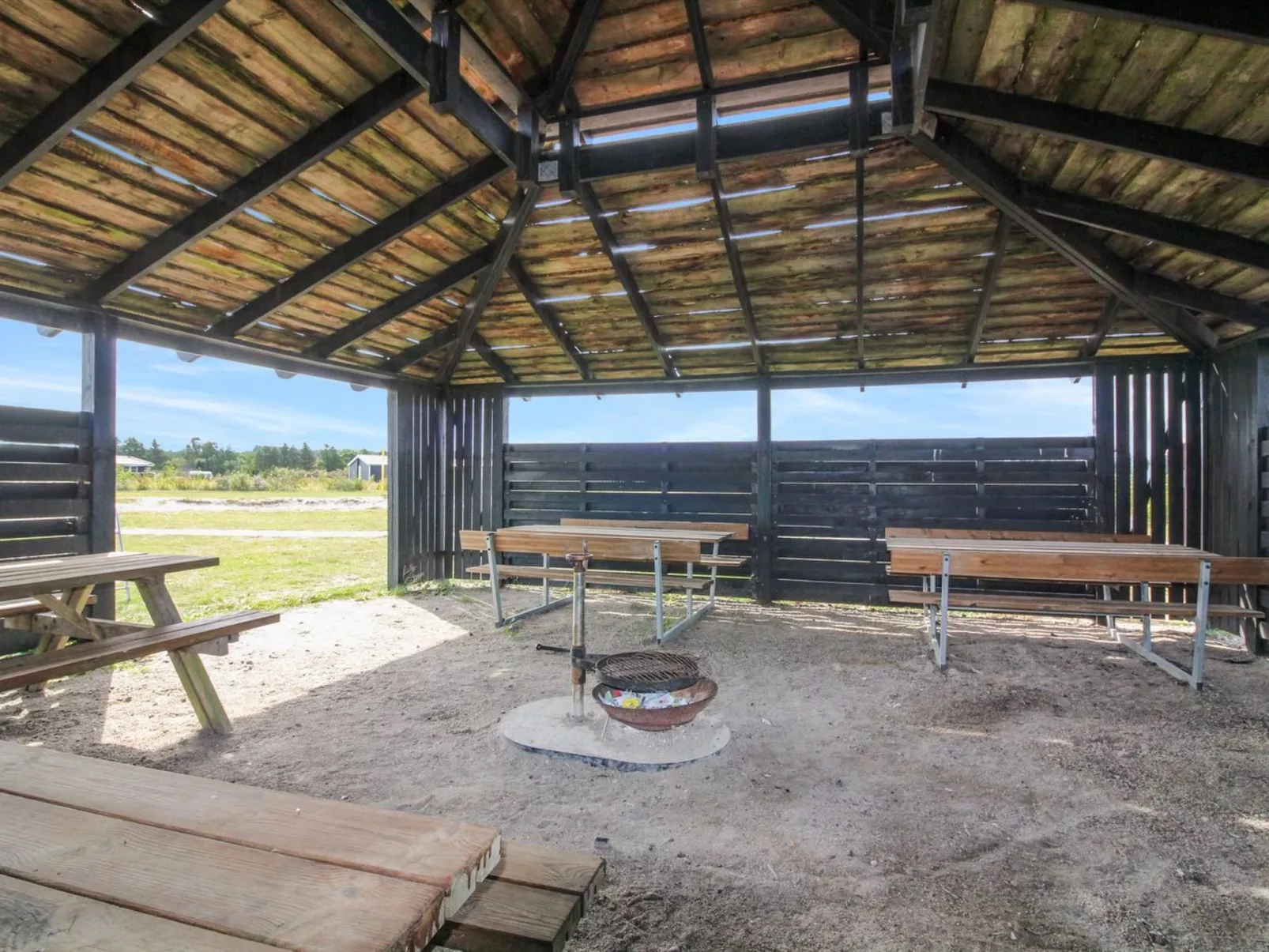 "Asel" - 4km from the sea-Inside