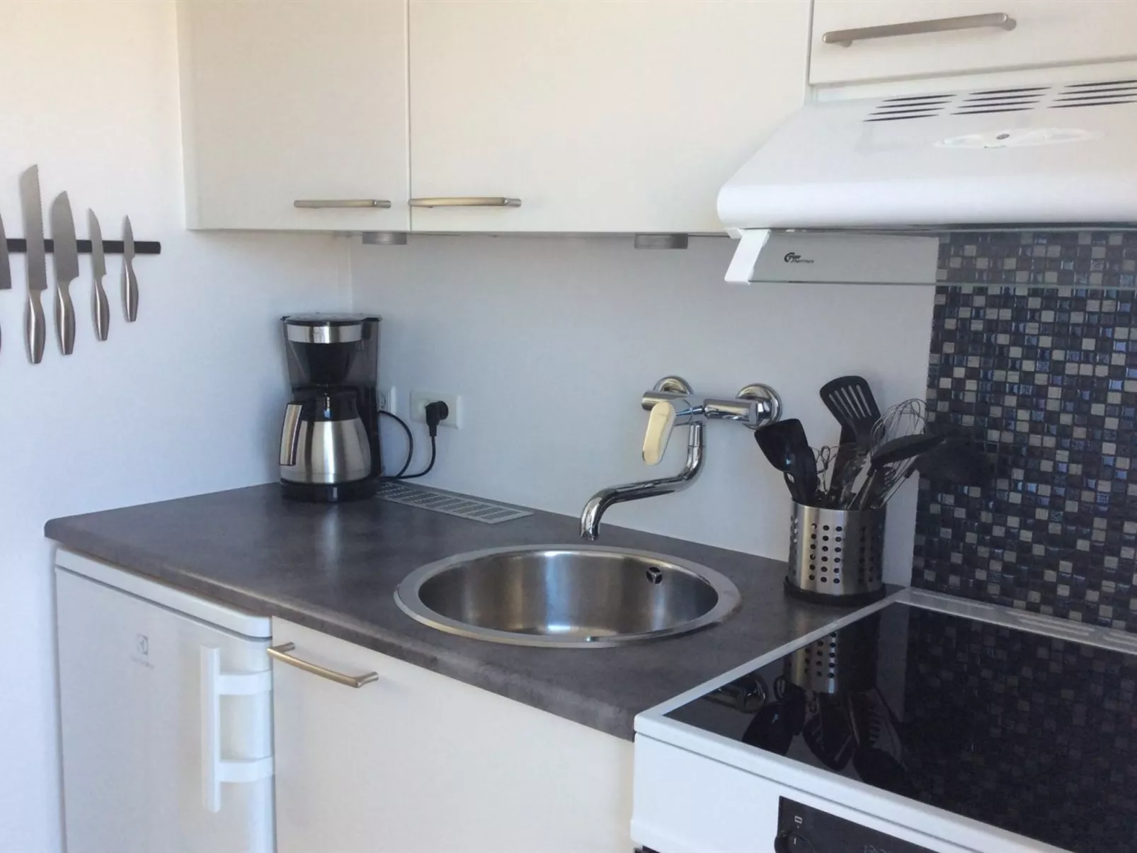 "Ormar" - 300m from the sea-Inside