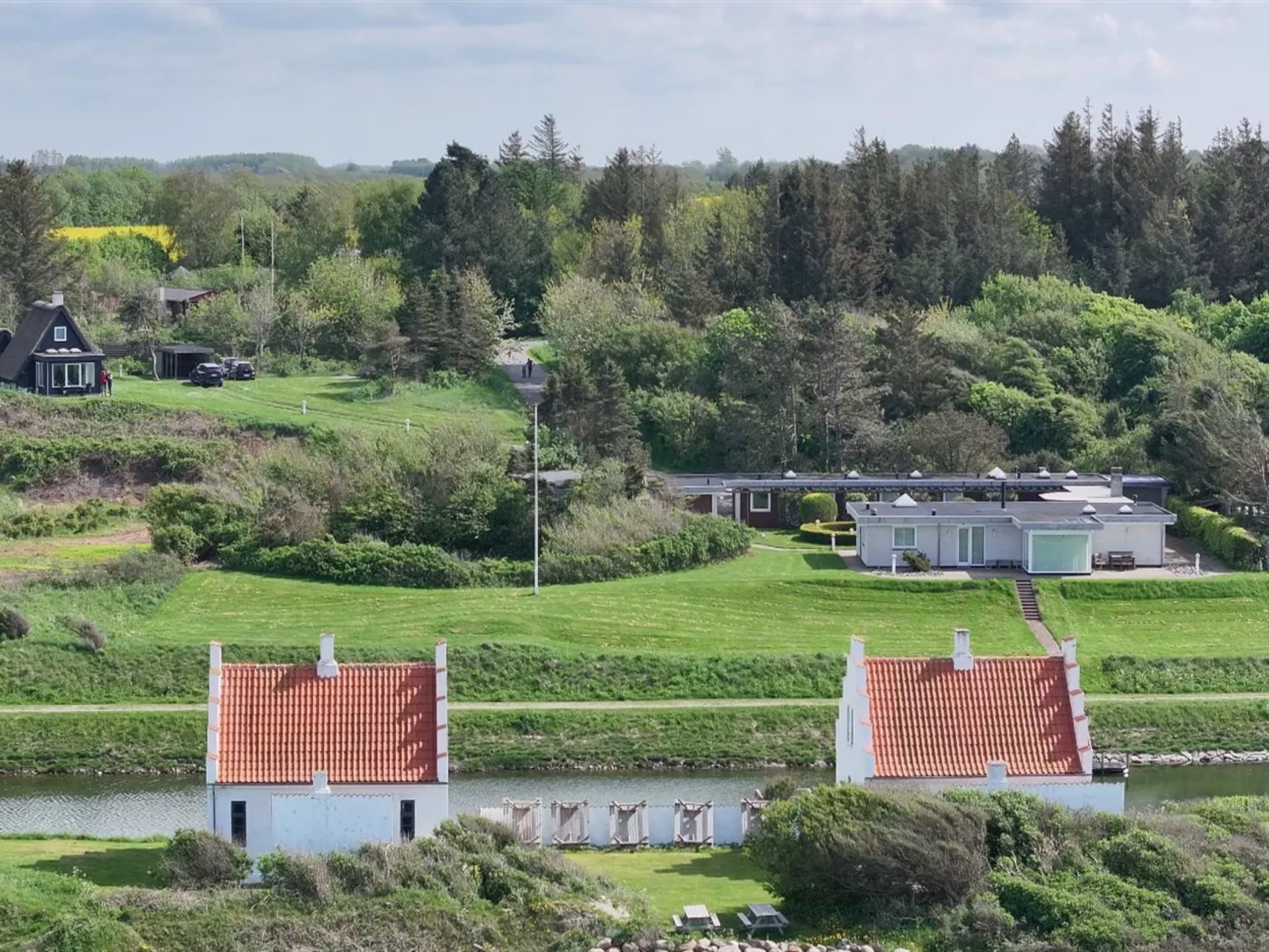 "Aranja" - 300m to the fjord-Outside