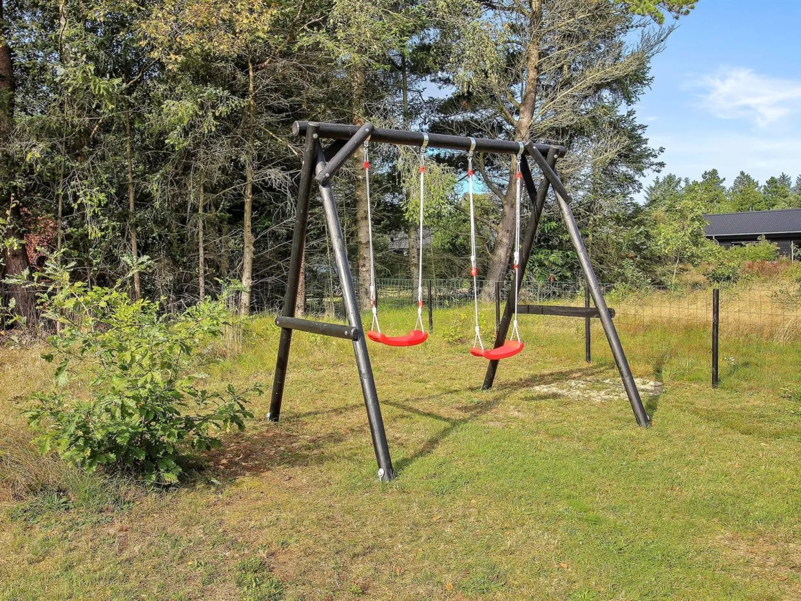 "Awenasa" - 4.1km from the sea-Outside