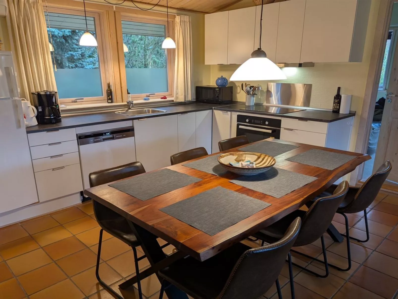 "Aase" - 950m from the sea-Inside