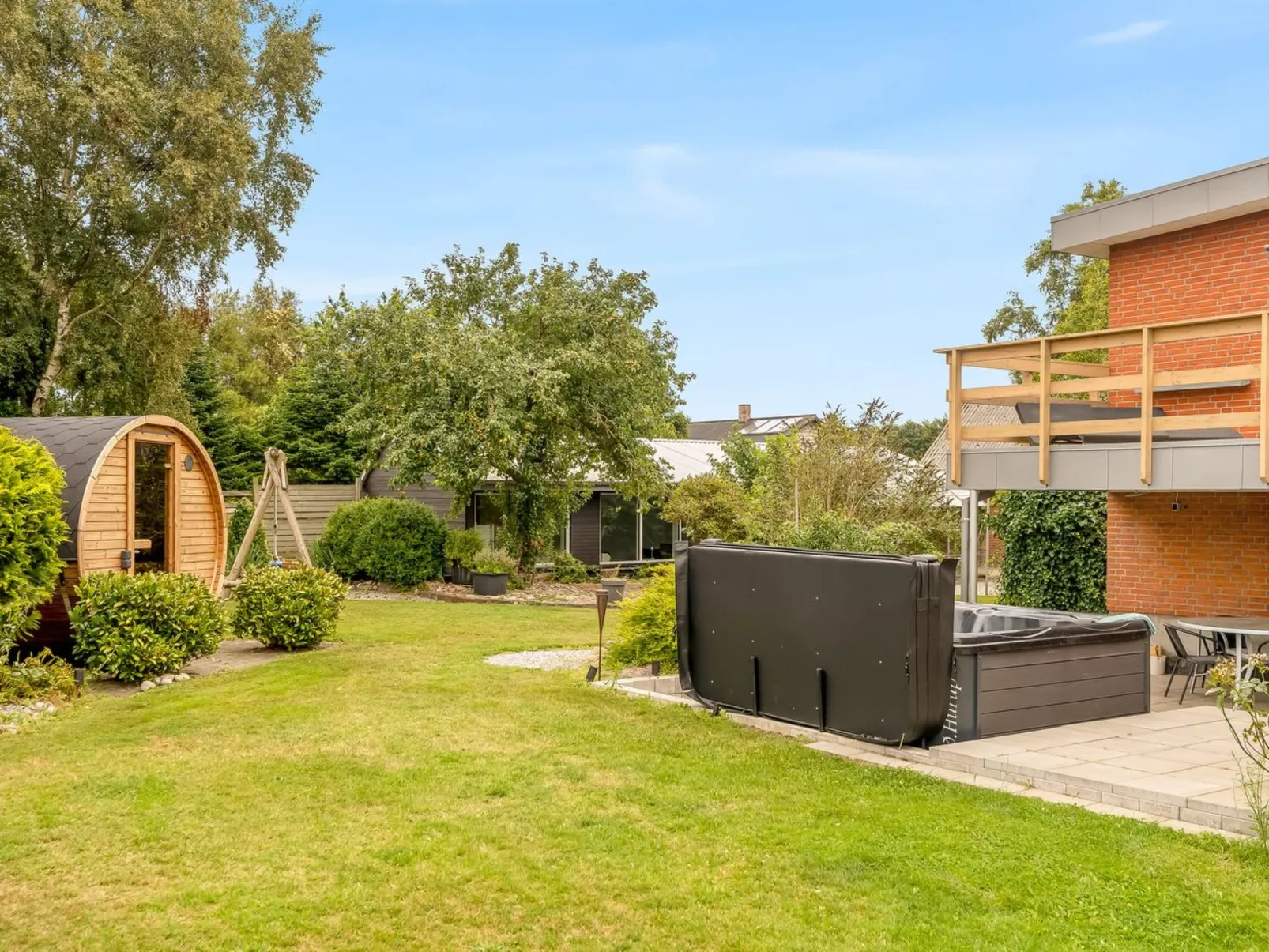 "Elaine" - 350m from the sea-Outside