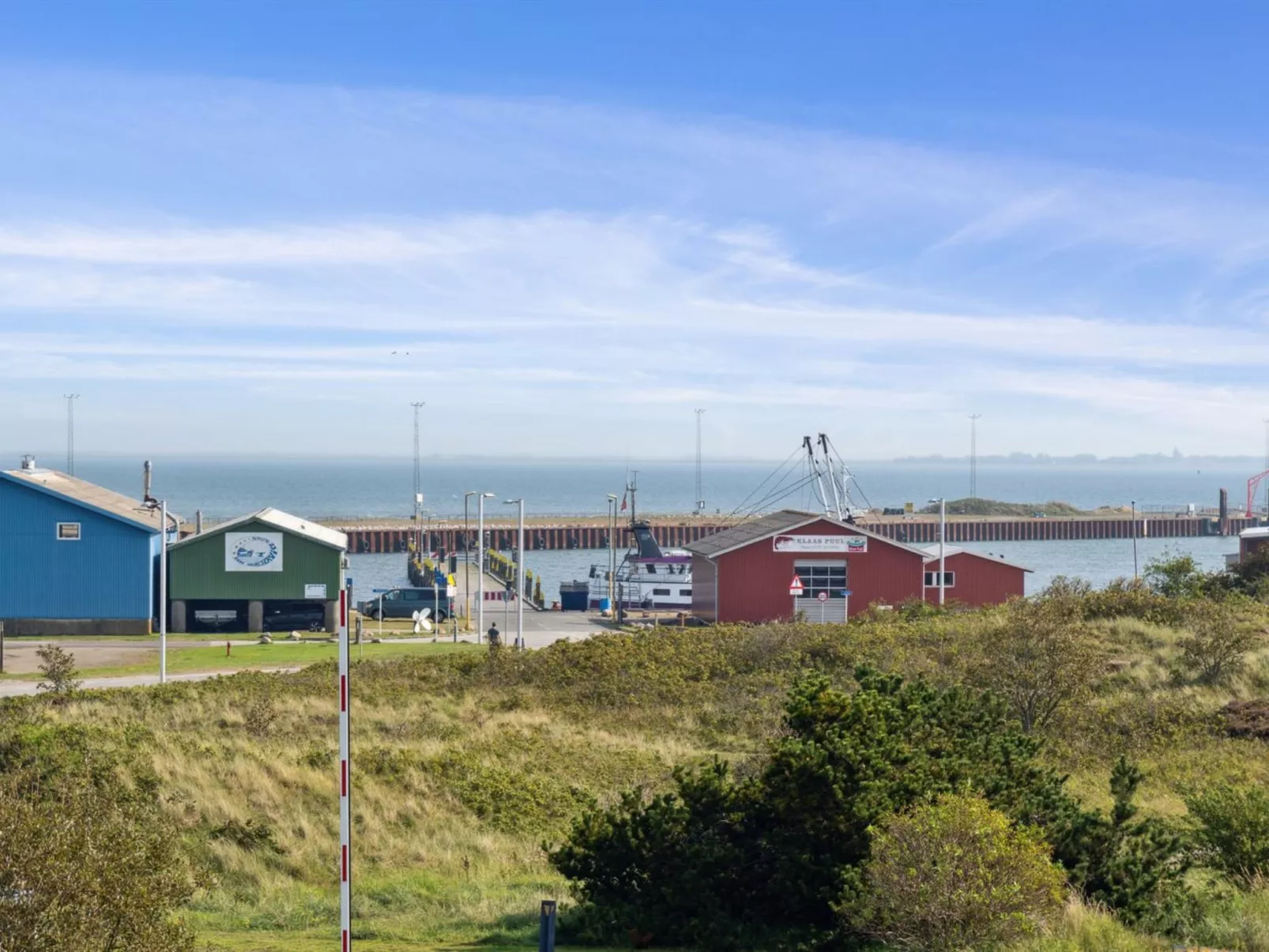 "Kimi" - 100m from the sea-Outside