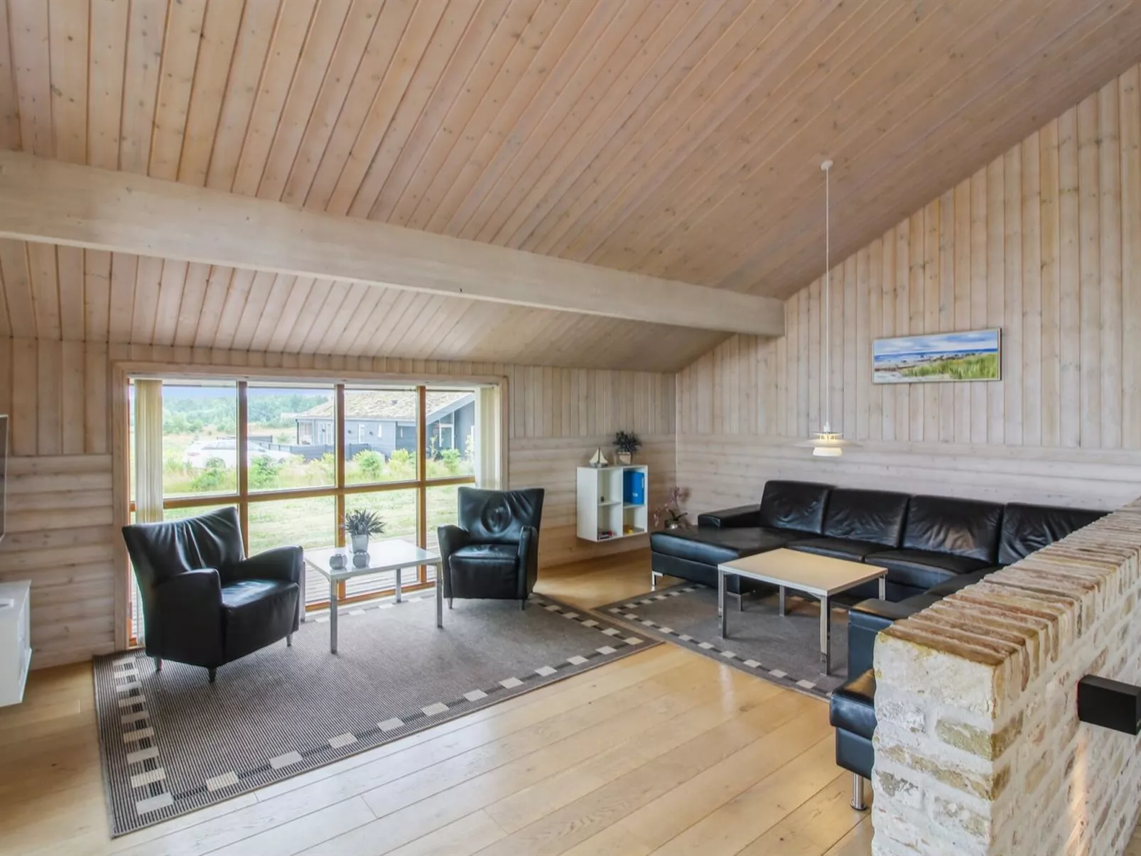 "Ran" - 1.5km from the sea-Dedans