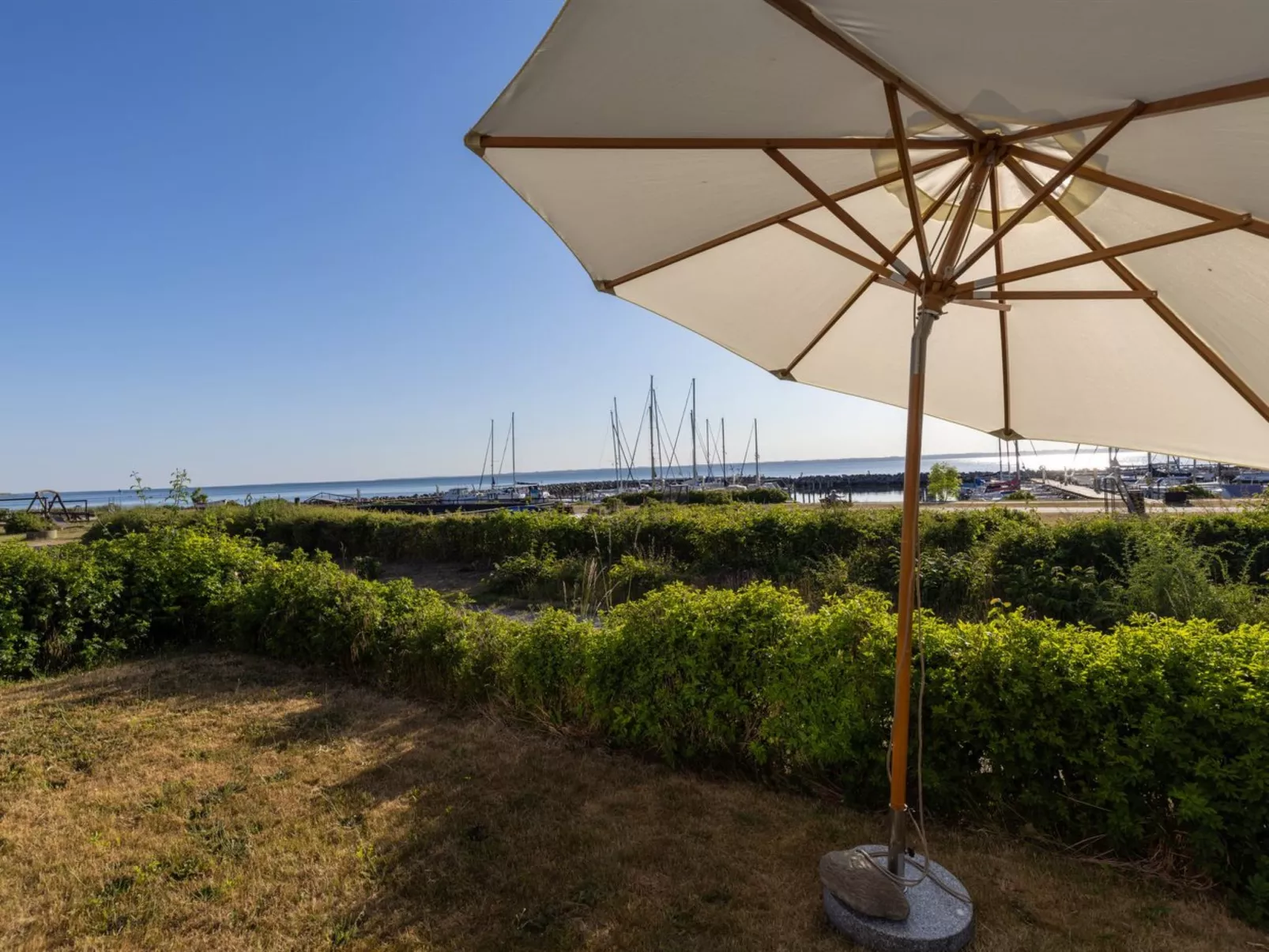 "Merete" - 50m from the sea-Outside