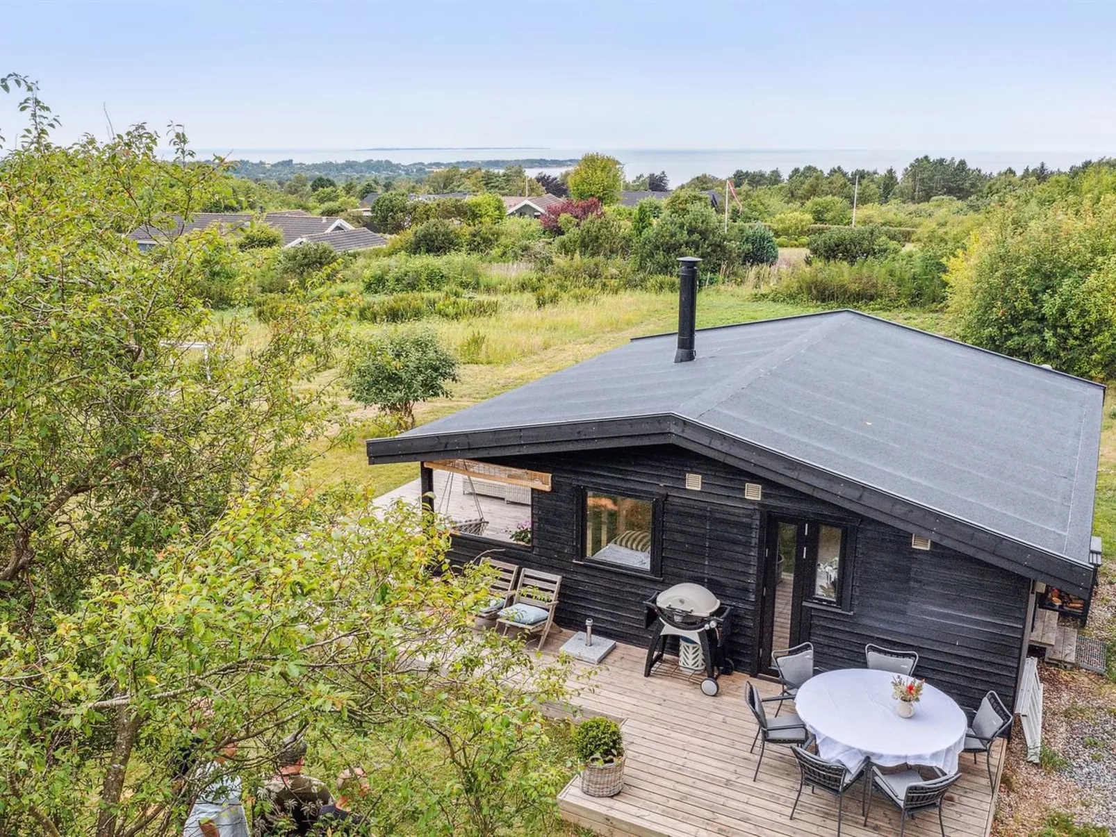 "Aurore" - 1.3km from the sea-Outside