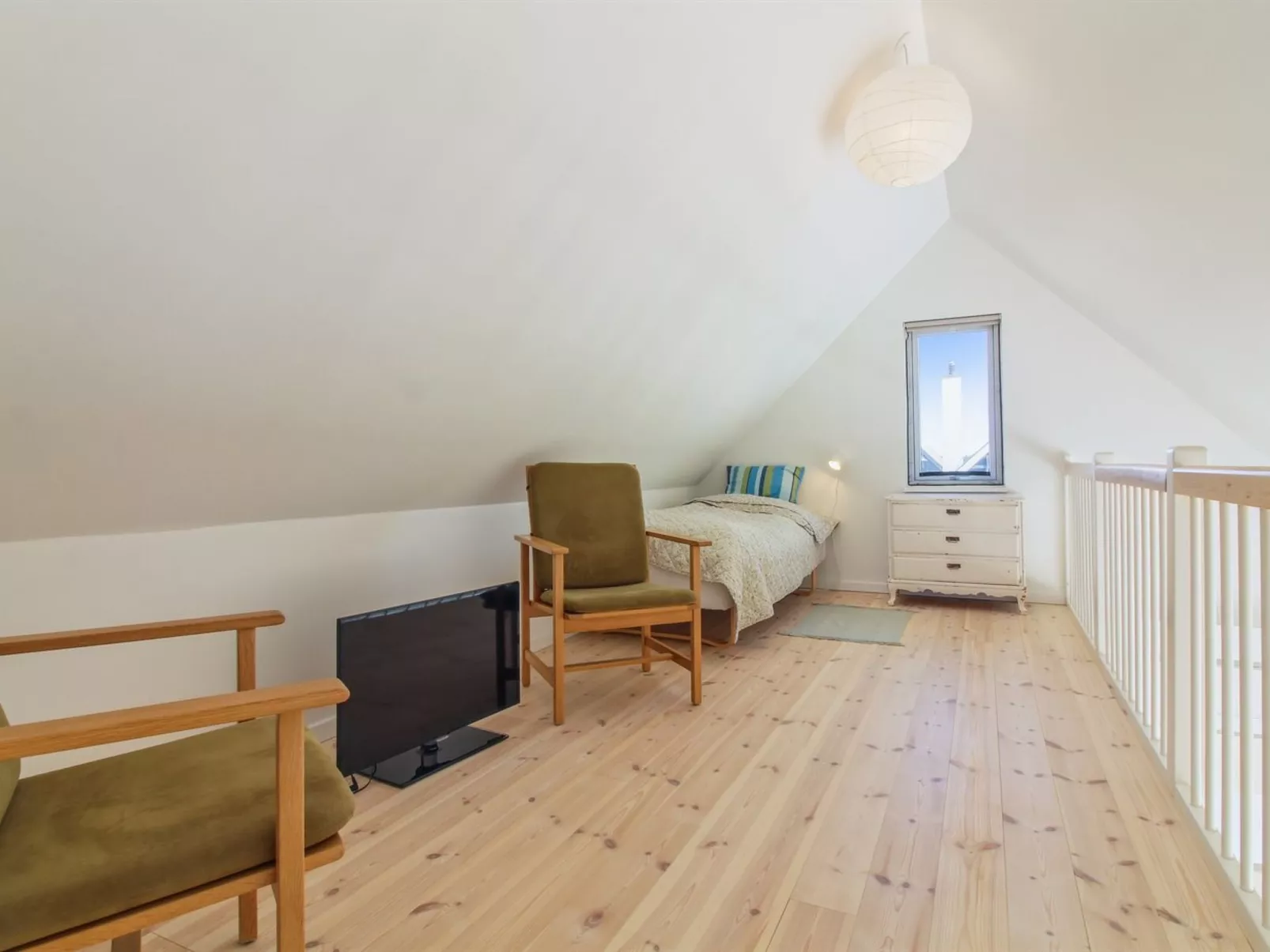 "Helga" - 800m from the sea-Dedans