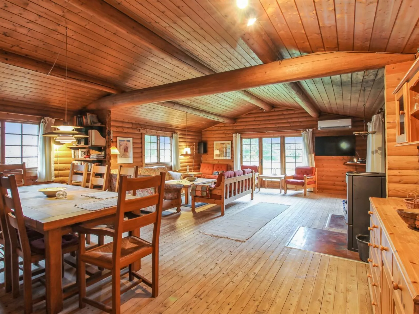 "Peadda" - 900m from the sea-Drinnen