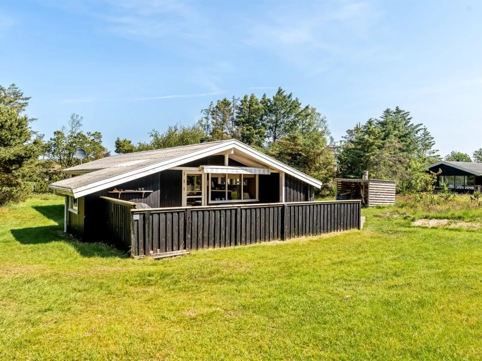 "Thrineke" - 600m from the sea-Outside