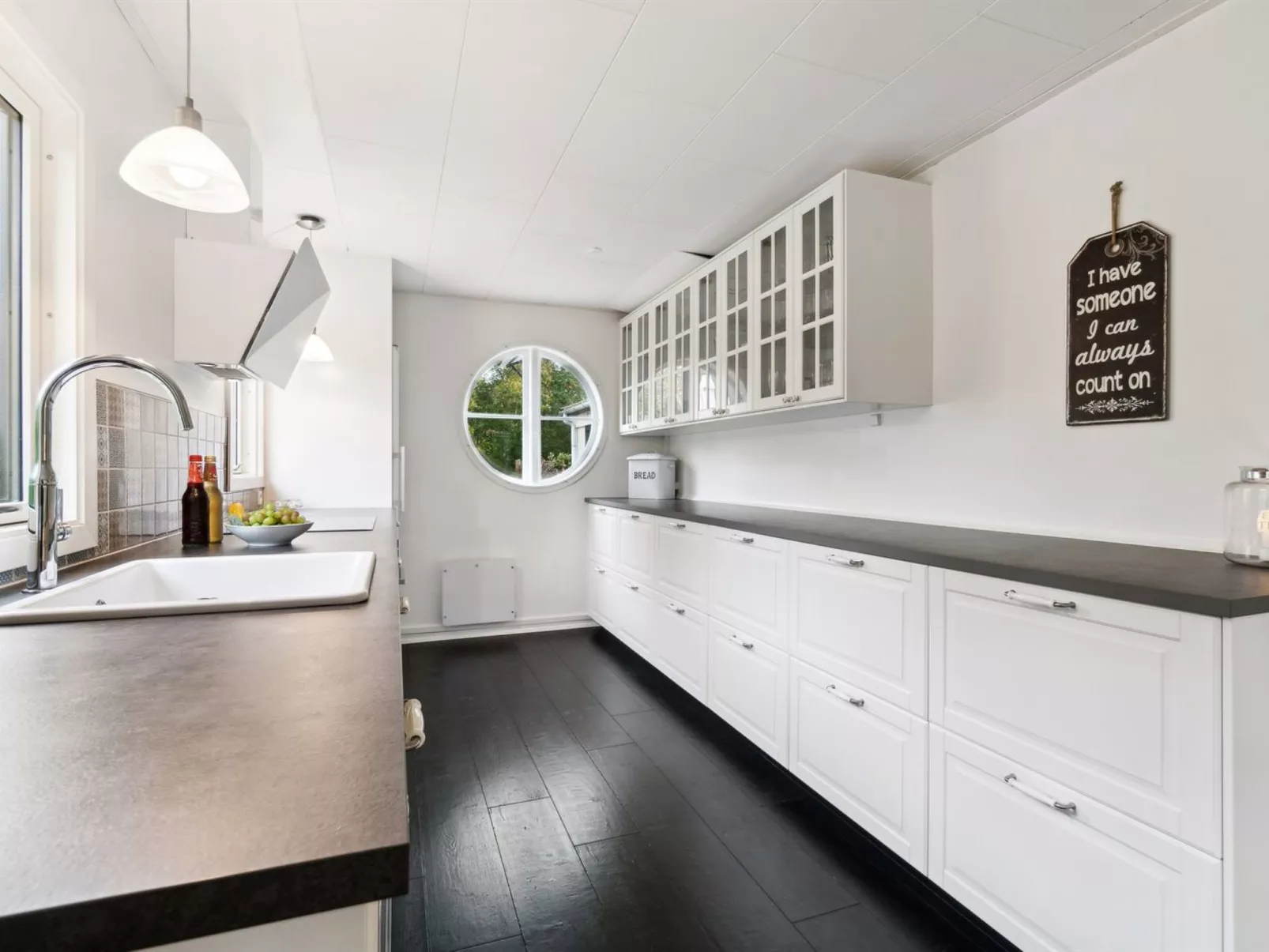 "Kirsi" - 200m from the sea-Inside