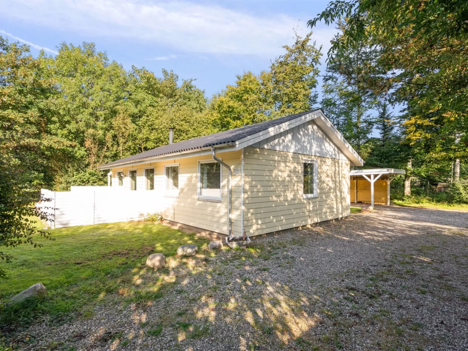 "Viljo" - 30km from the sea-Outside