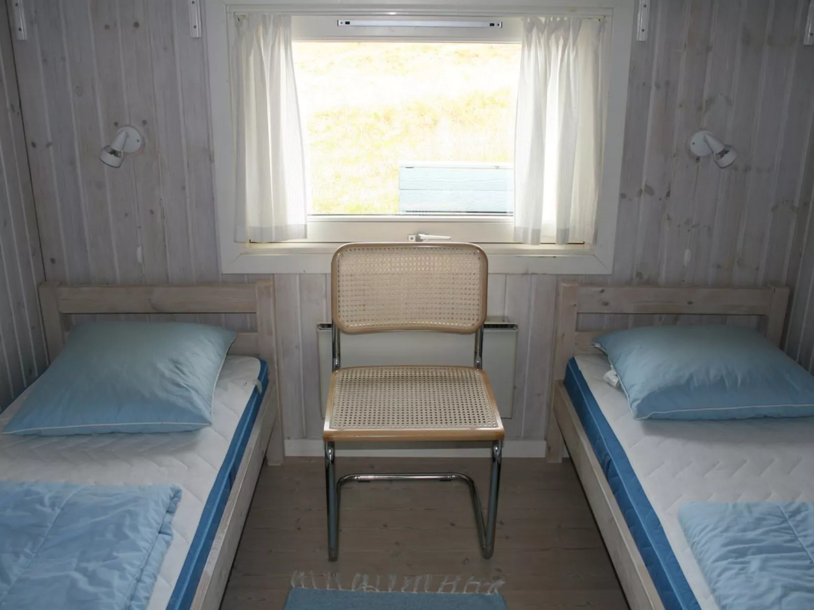 "Tonna" - 1km from the sea-Dedans