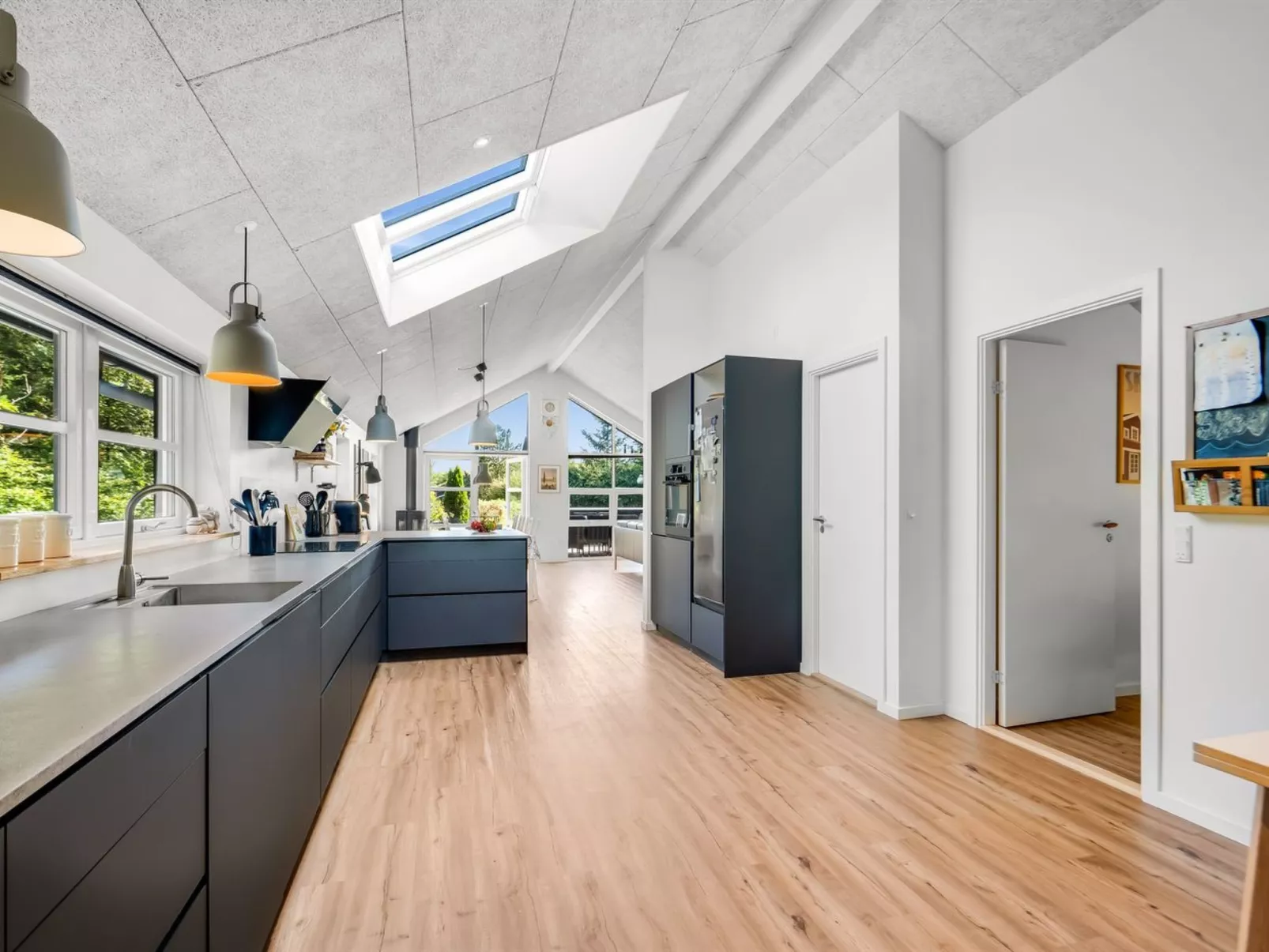 "Roska" - 1.3km from the sea-Inside