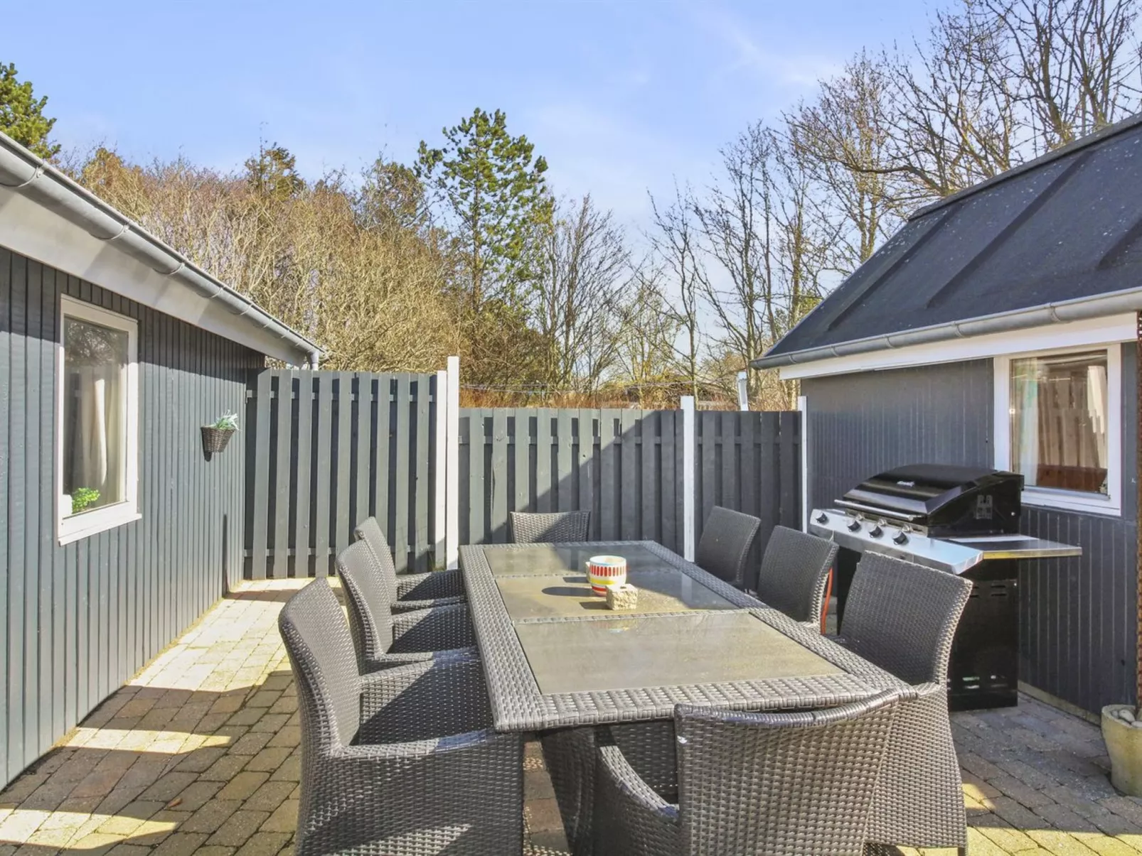 "Fridhild" - 875m from the sea-Draußen