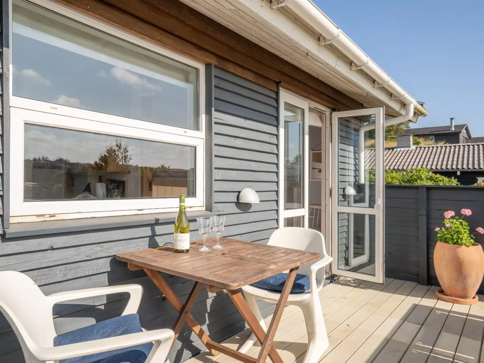 "Athina" - 200m from the sea-Outside