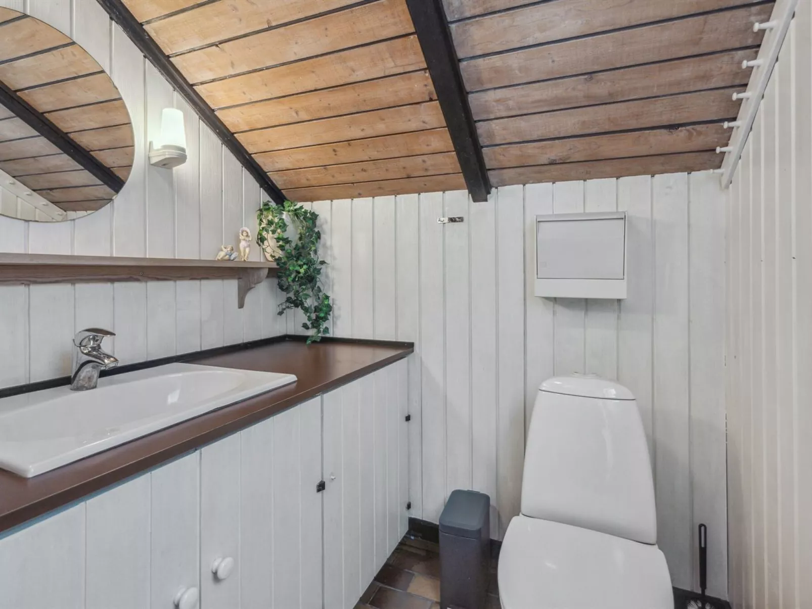 "Anselma" - 30km from the sea-Drinnen