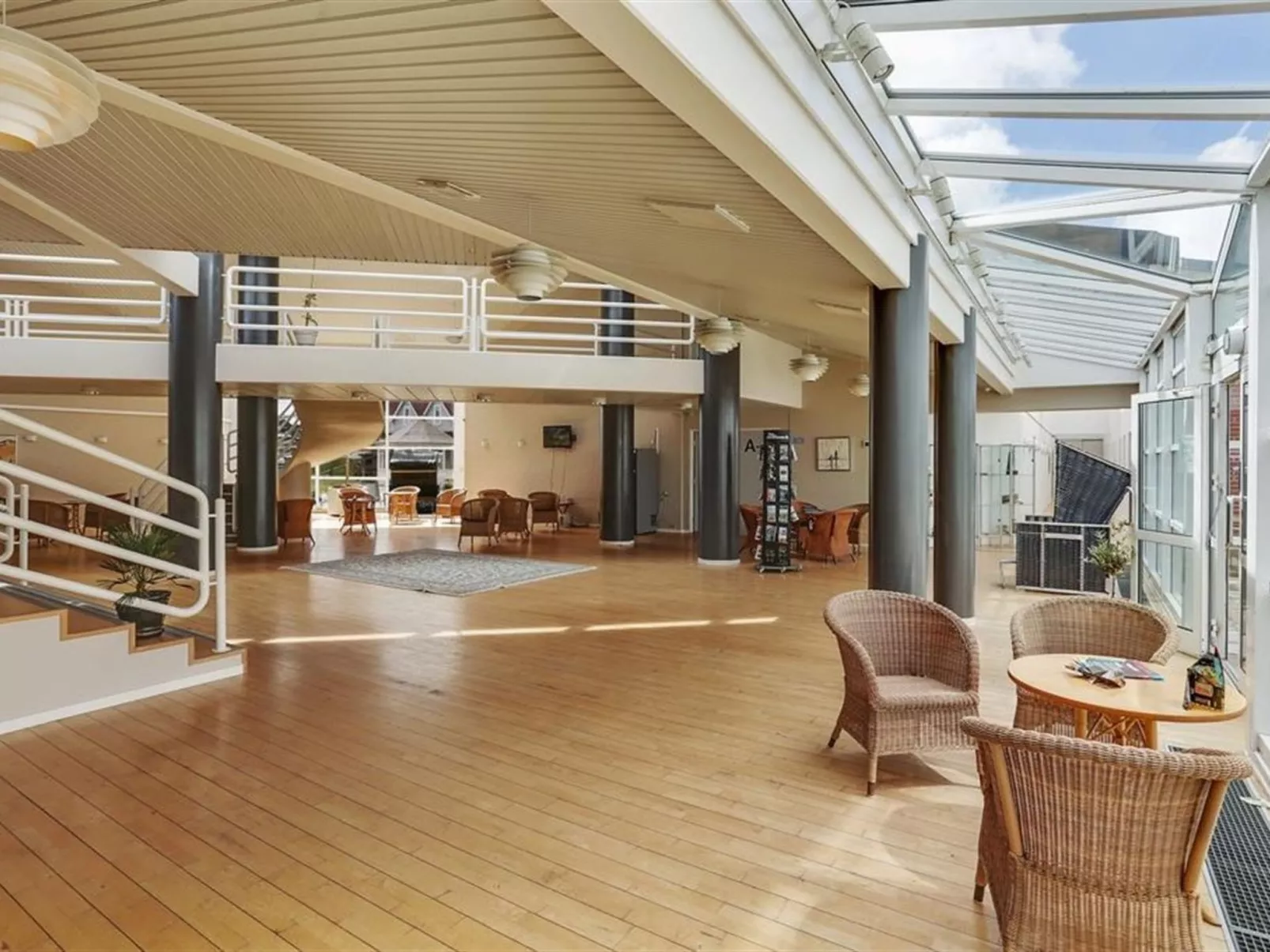 "Naike" - 100m from the sea-Inside