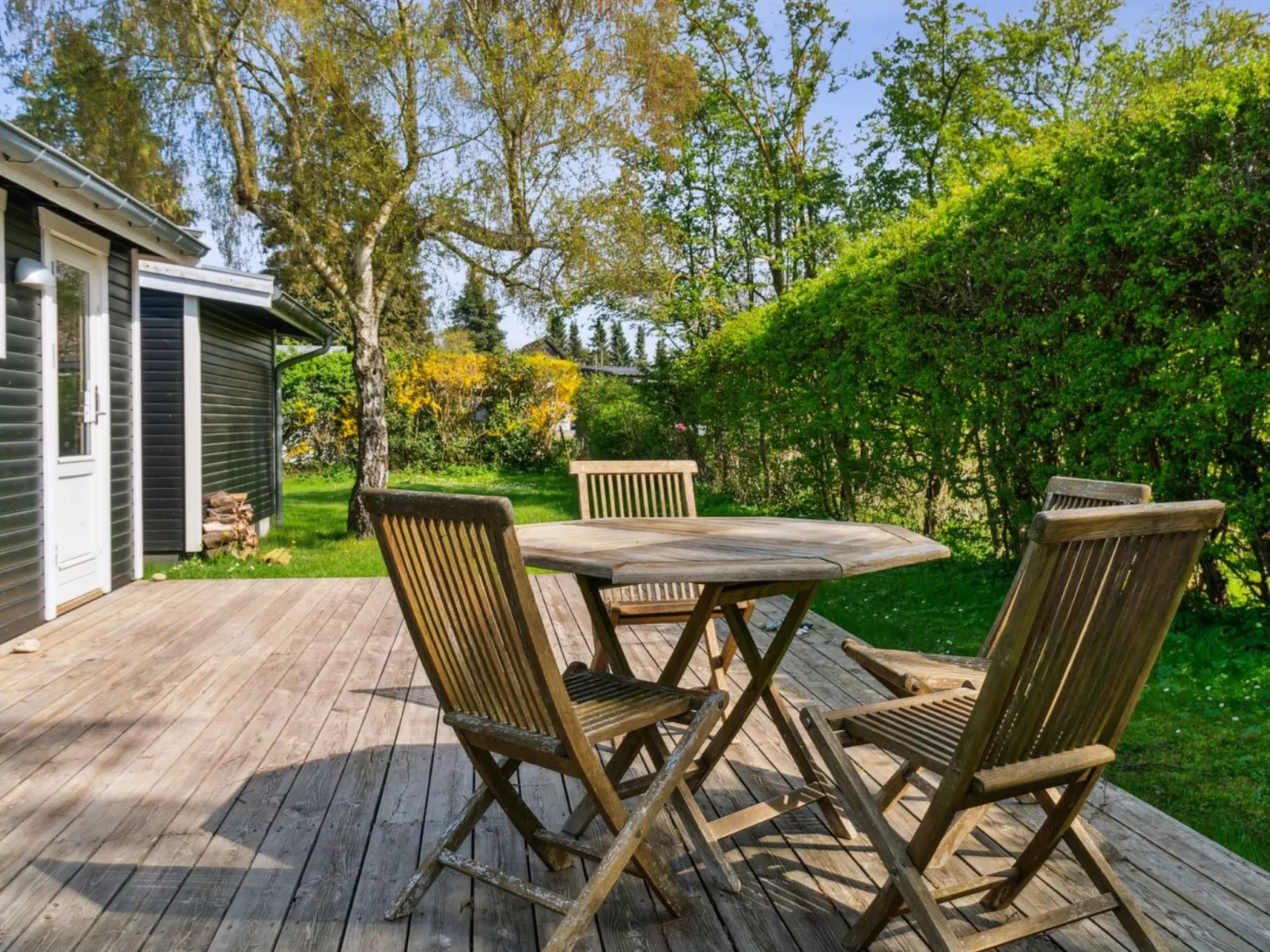 "Bassi" - 650m from the sea-Outside