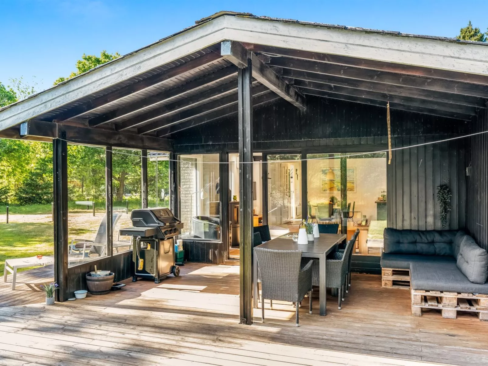 "Eli" - 1.5km to the fjord-Outside