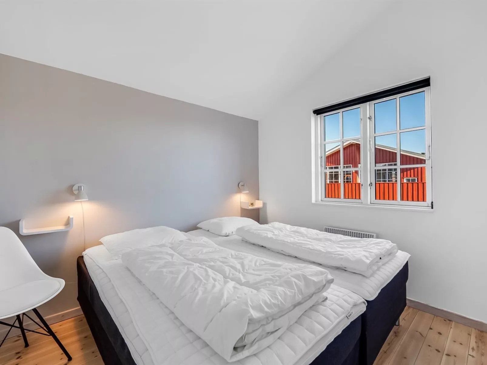 "Albertina" - 300m to the fjord-Inside