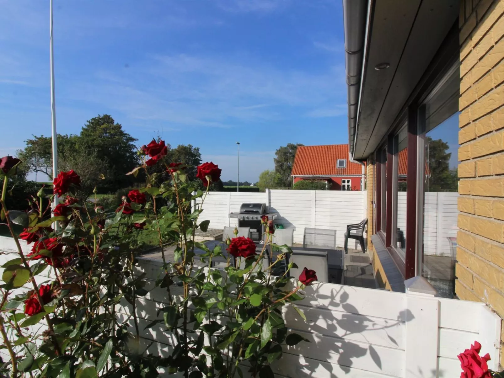 "Kolle" - 3.2km from the sea-Draußen