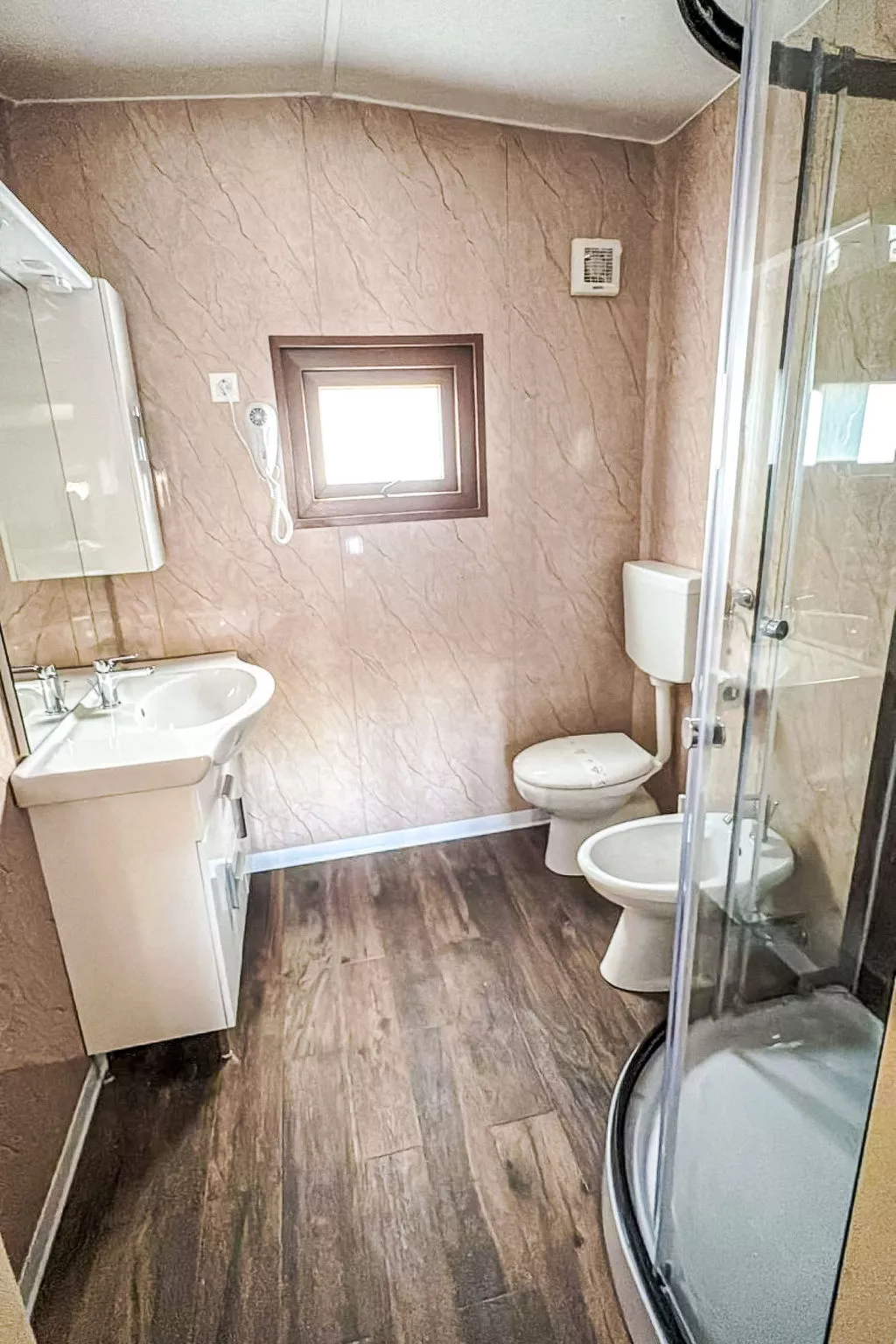 Camping Village Cavallino-Inside