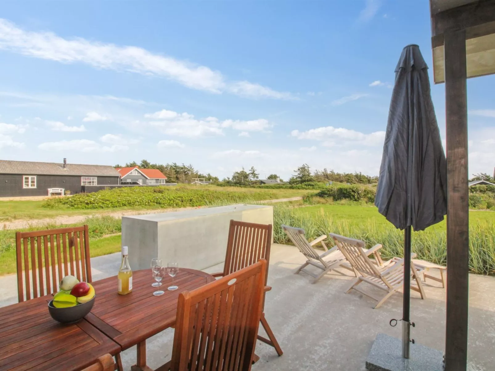 "Lima" - 200m from the sea-Draußen