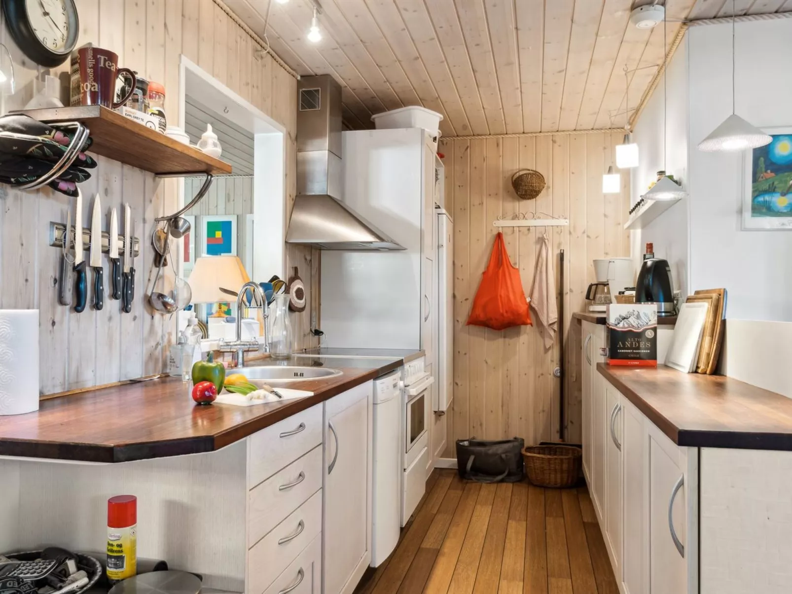 "Laurentius" - 625m from the sea-Drinnen