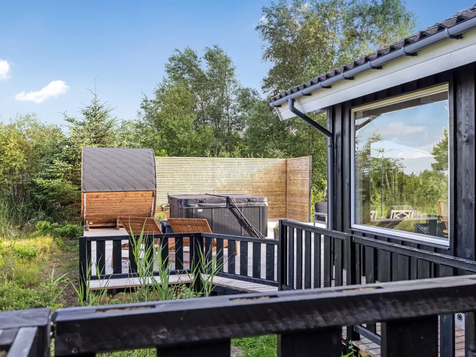 "Griselda" - 400m from the sea-Outside