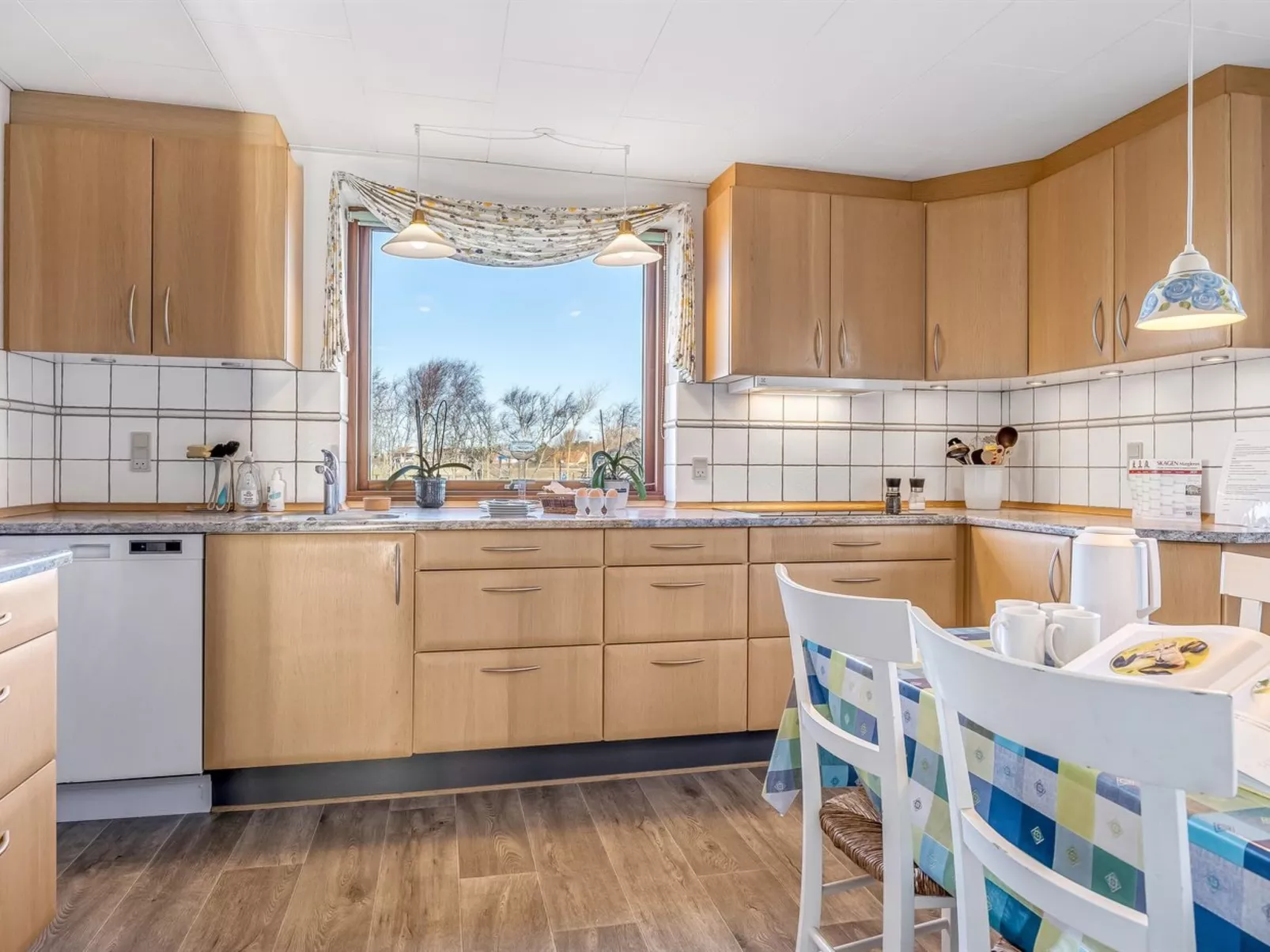 "Sune" - 800m from the sea-Drinnen