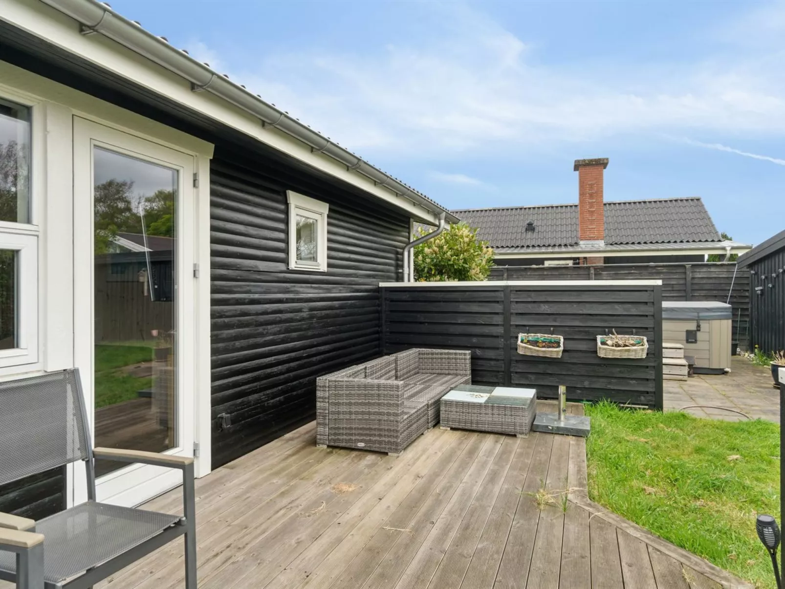 "Ritha" - 175m from the sea-Outside