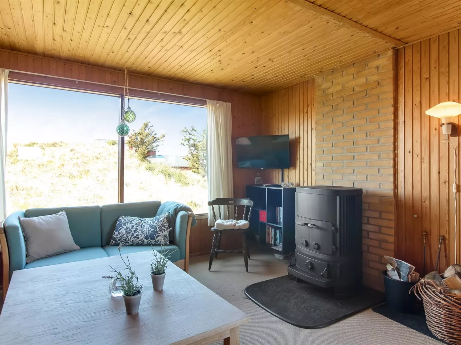 "Mira" - 375m from the sea-Dedans