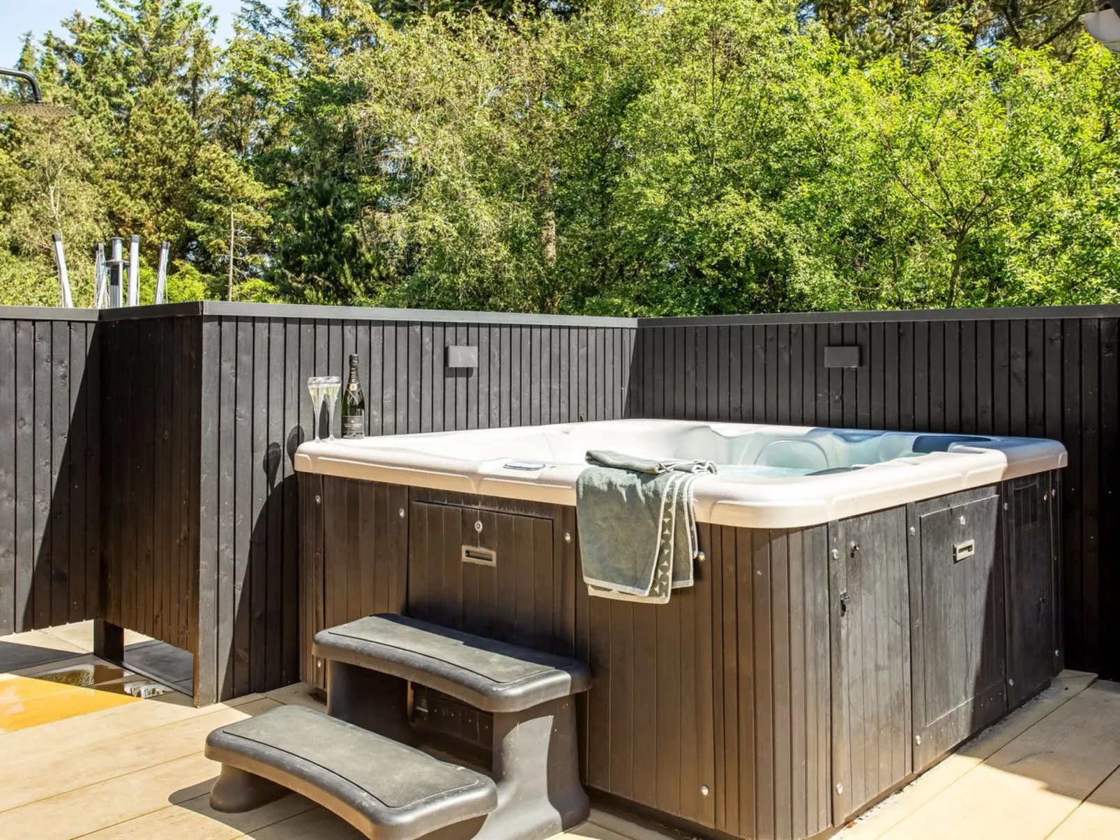 "Menja" - 1.4km from the sea-Inside