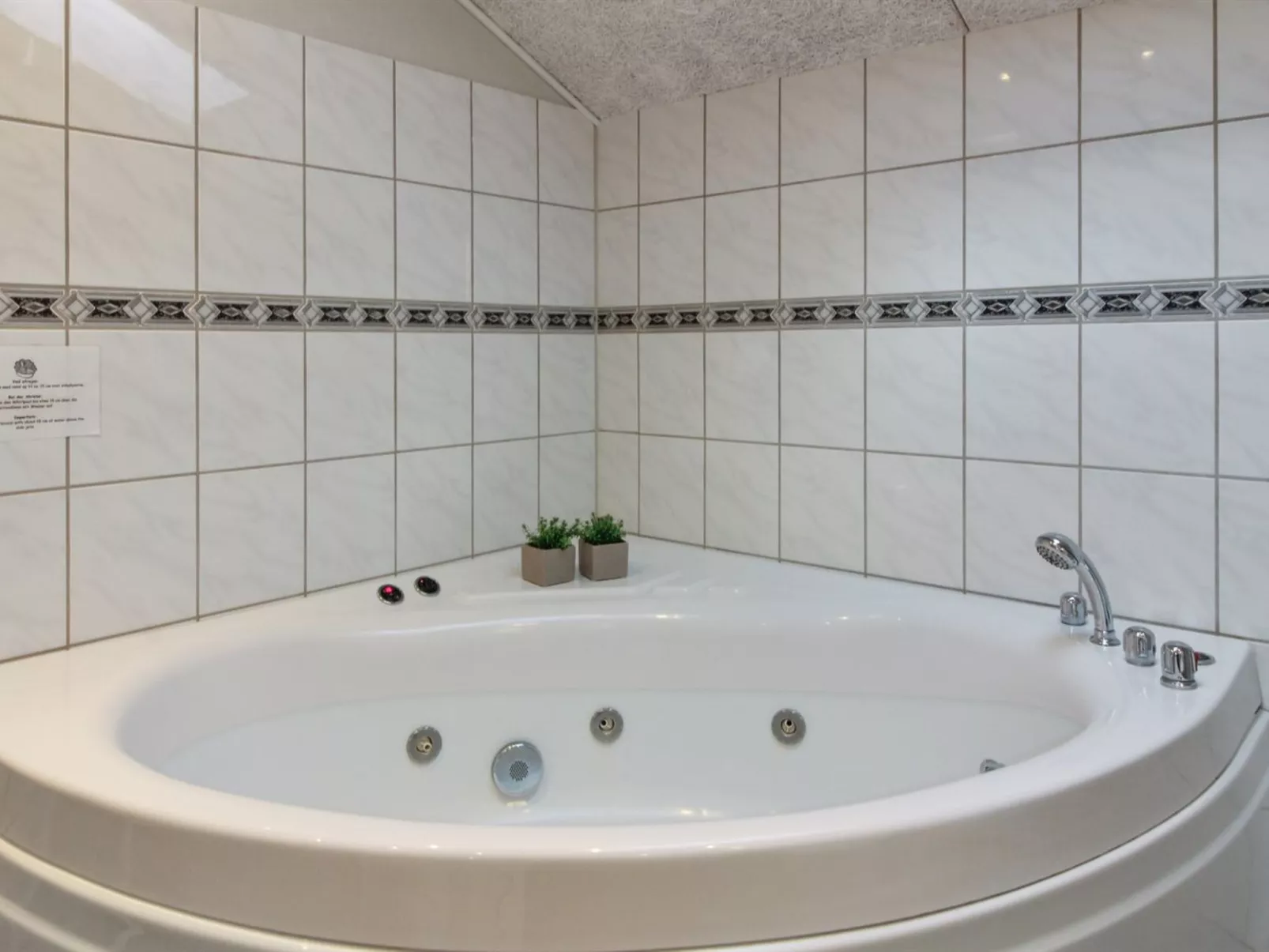 "Ria" - 250m from the sea-Inside