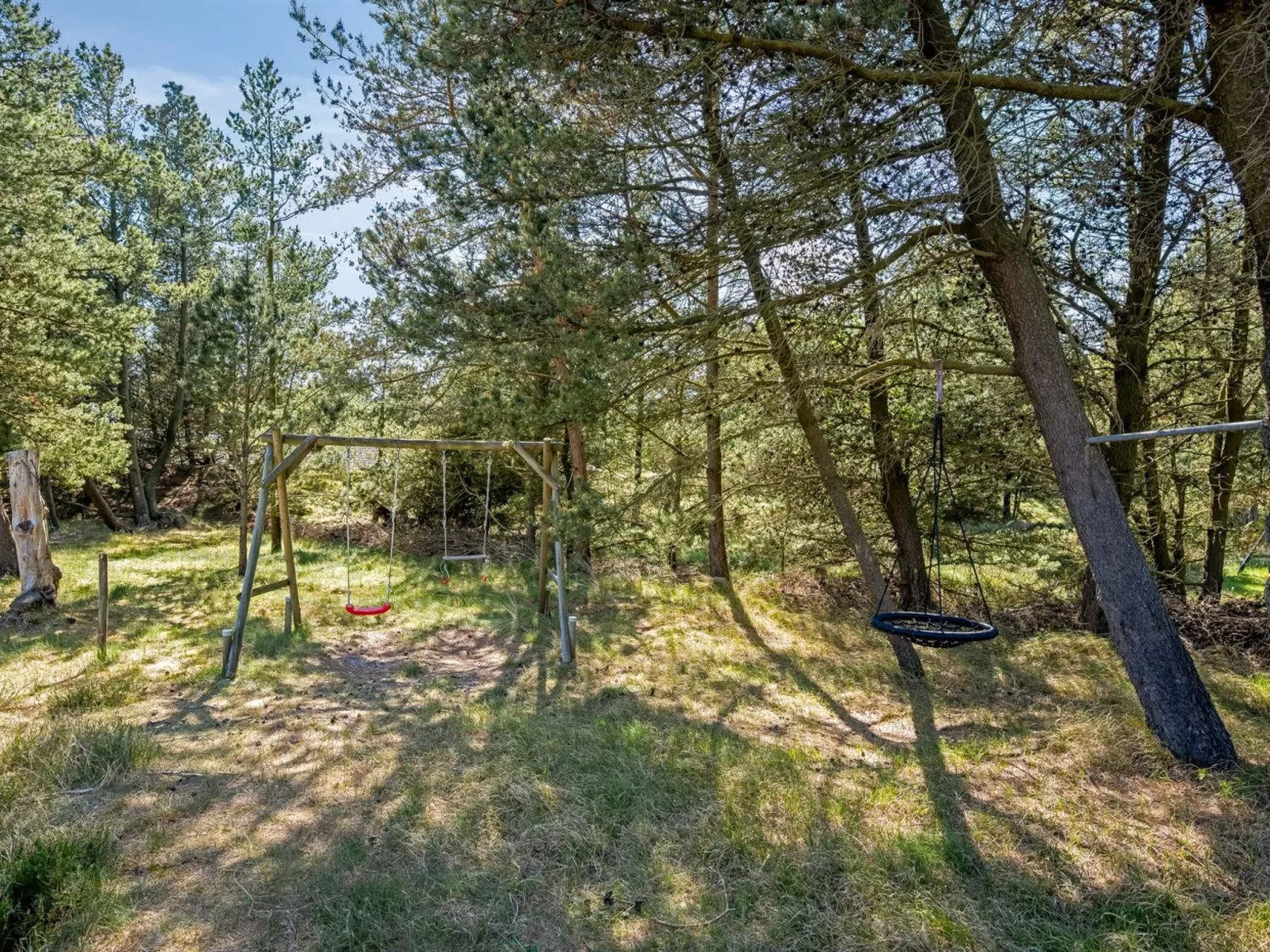 "Augustine" - 1.6km from the sea-Outside