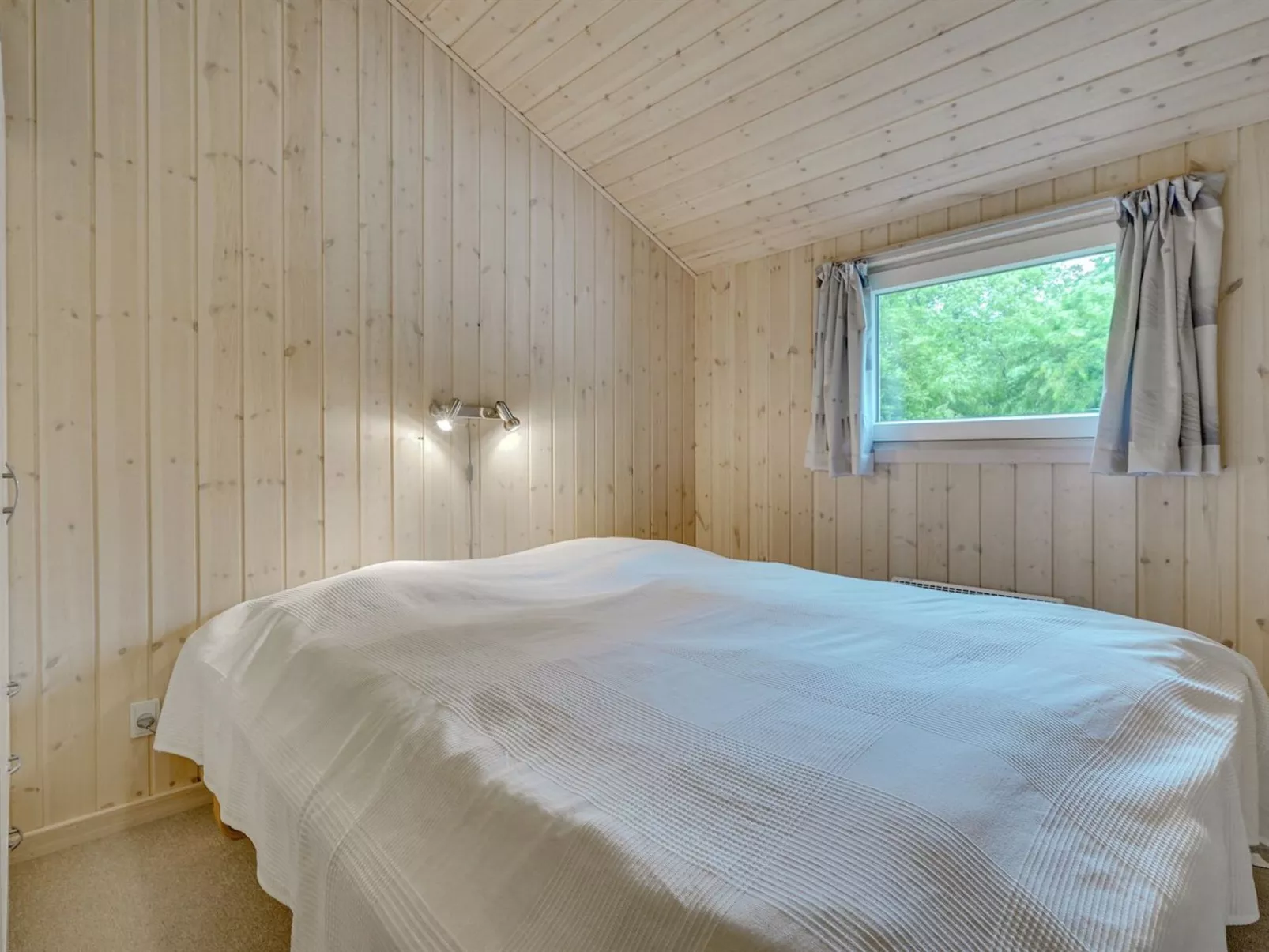 "Aviaja" - 12km from the sea-Dedans