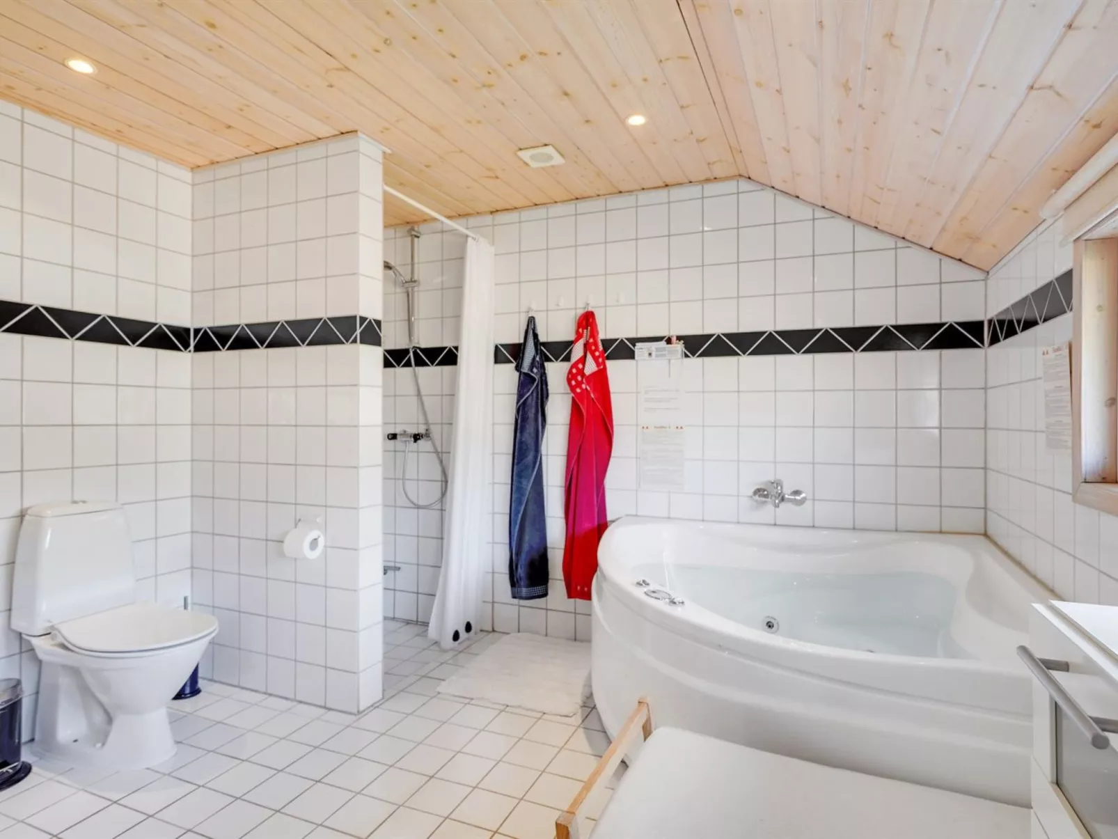 "Allita" - 12km from the sea-Inside