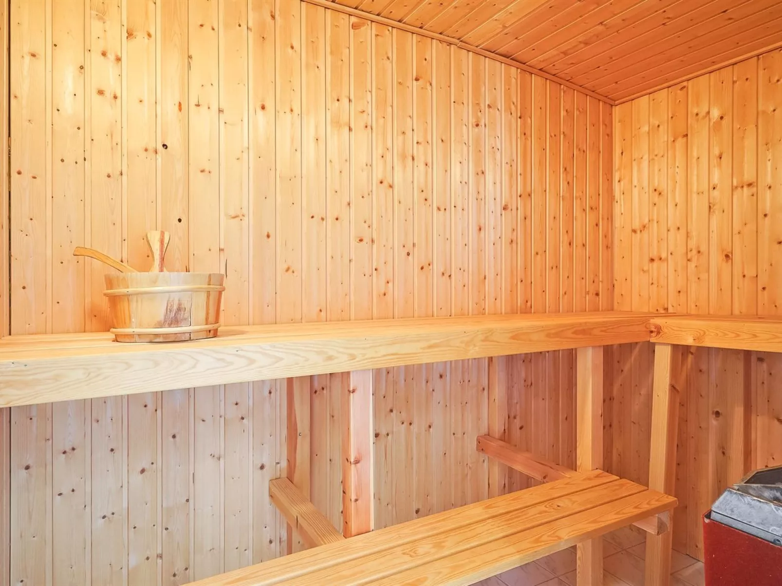 "Emilia" - 1.8km from the sea-Inside