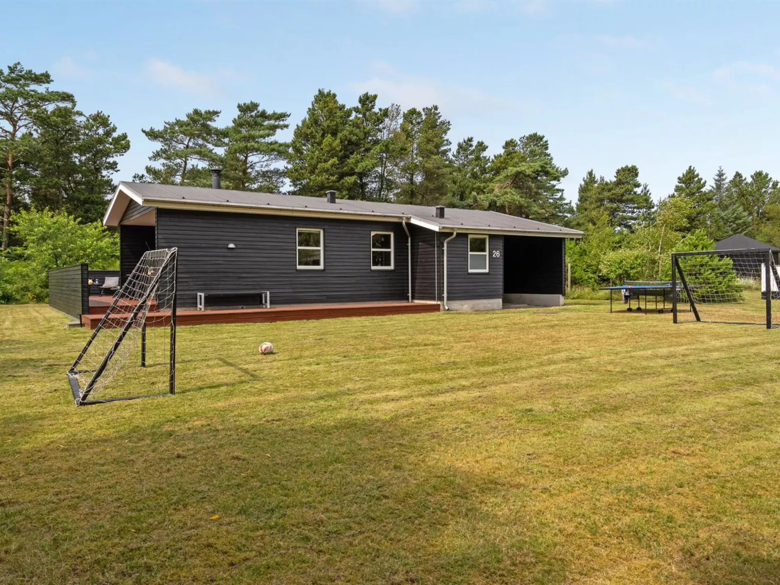 "Akkar" - 1.8km from the sea-Outside